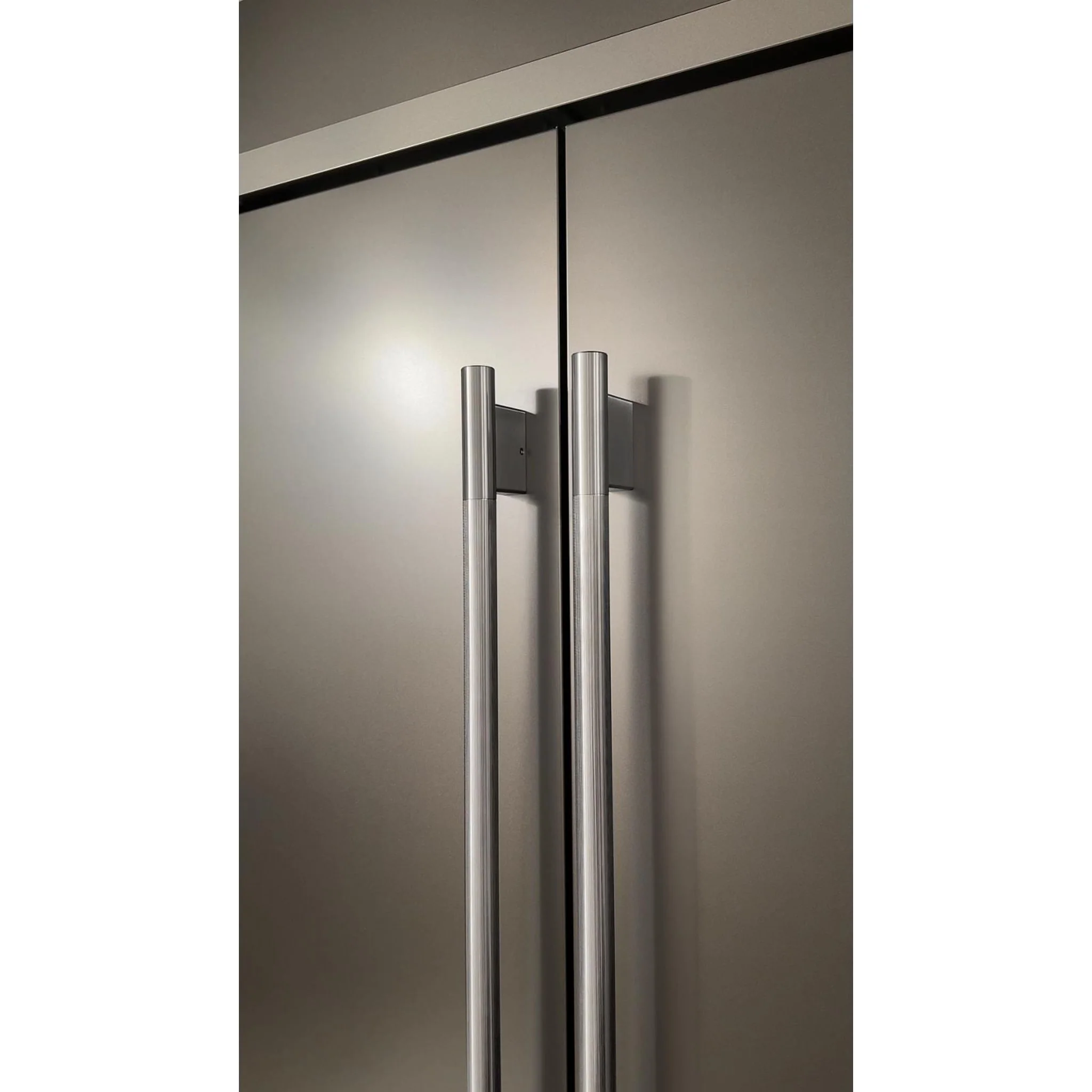 KitchenAid 25.5 Cu. Ft. 42" Built-In Side-by-Side Refrigerator with Platinum Interior - Black Ore (KBSN742SBE) - Image 16