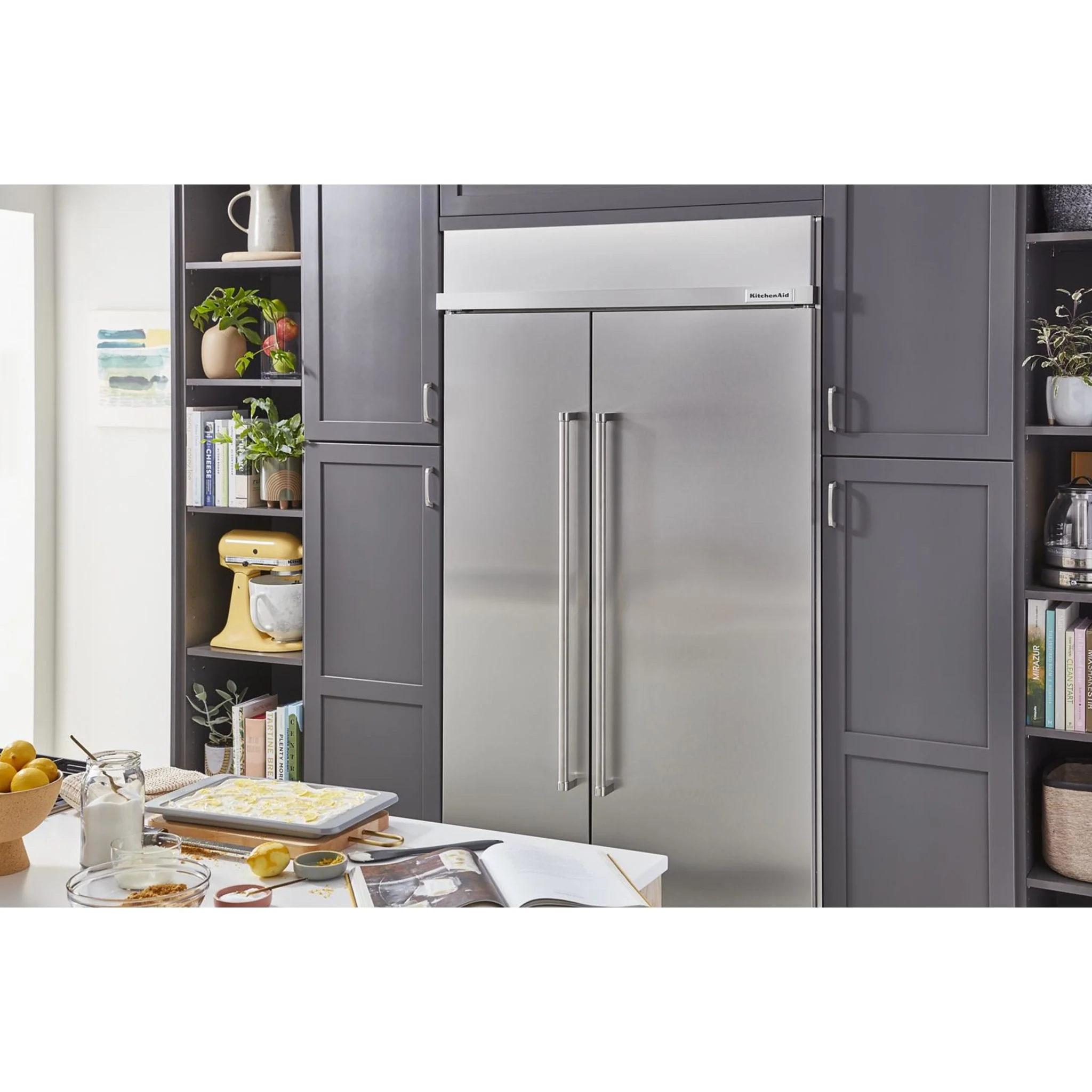 KitchenAid 25.5 Cu Ft. 42" Built-In Side-by-Side Refrigerator with PrintShield Finish - Stainless Steel with PrintShield™ Finish (KBSN702MPS) - Image 31
