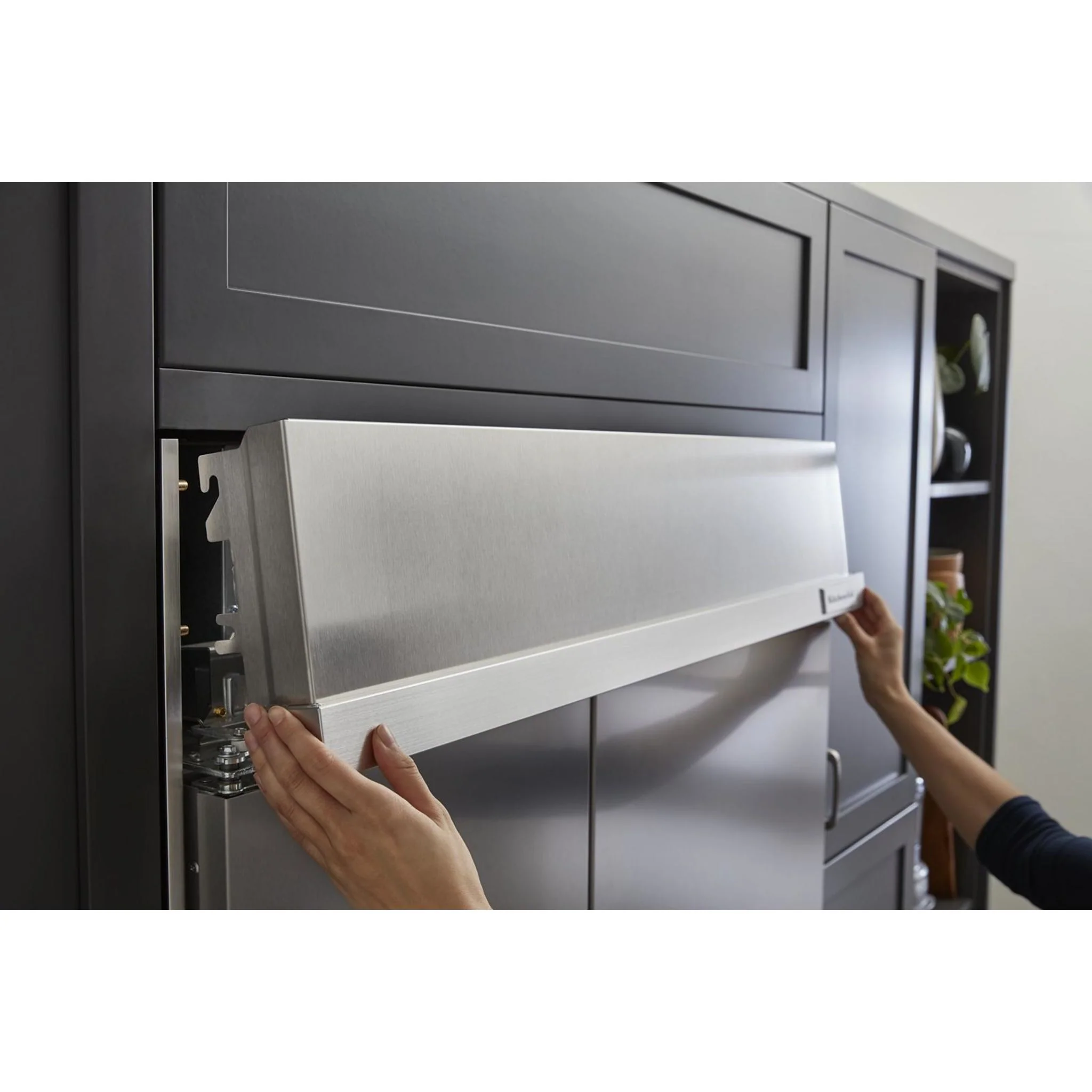 KitchenAid 29.4 cu.ft. 48" Built-In Side-by-Side Refrigerator with Ice and Water Dispenser - Black Stainless Steel with PrintShield™ Finish (KBSD708MBS) - Image 24