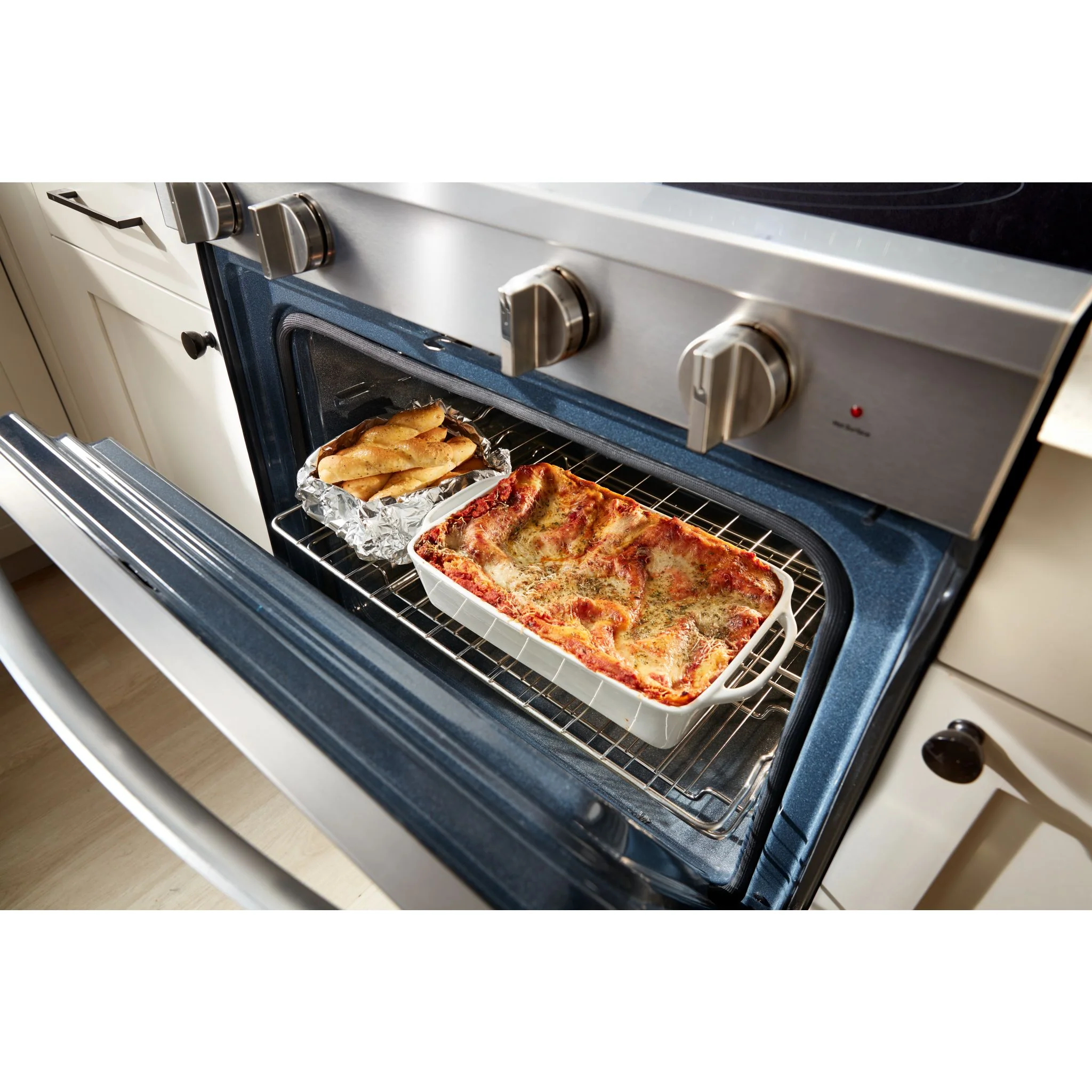 Whirlpool 30-inch Smart Electric Range with Air Cooking Technology, WipeCleanCoating, Steam/Self Cleaning, Rapid Preheat 5.3 CuFt Capacity -Fingerprint Resistant Stainless Steel (YWFES7530RZ) - Image 14