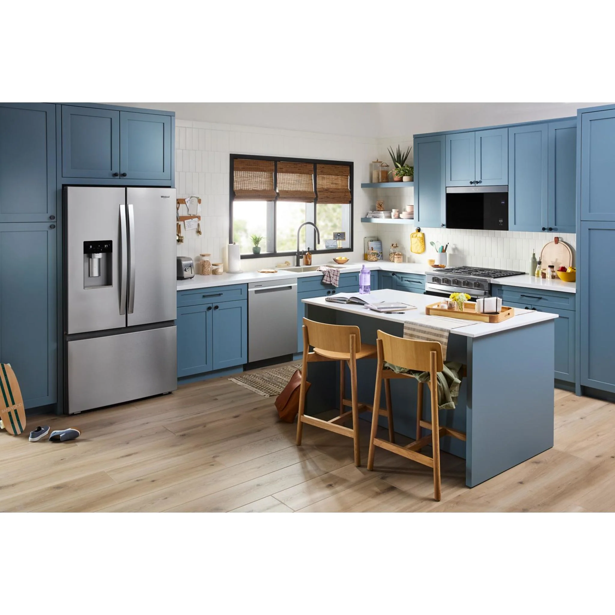 Whirlpool 36-inch Wide True Counter Depth 3-Door French Door Refrigerator - 23.4 cu. ft. - Fingerprint-Resistant Stainless Finish (WRFC5036RZ) - Image 11