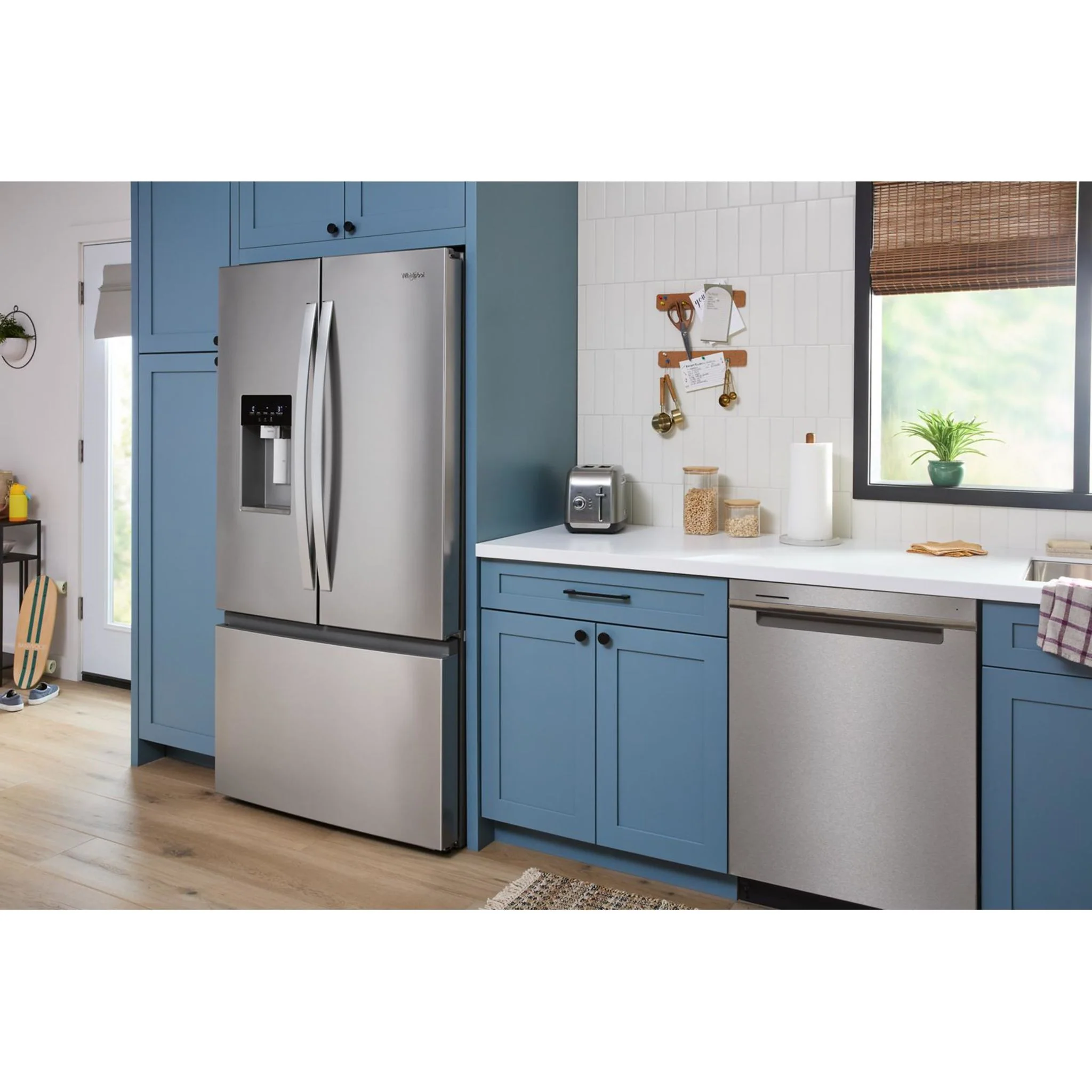 Whirlpool 36-inch Wide True Counter Depth 3-Door French Door Refrigerator - 23.4 cu. ft. - Fingerprint-Resistant Stainless Finish (WRFC5036RZ) - Image 15