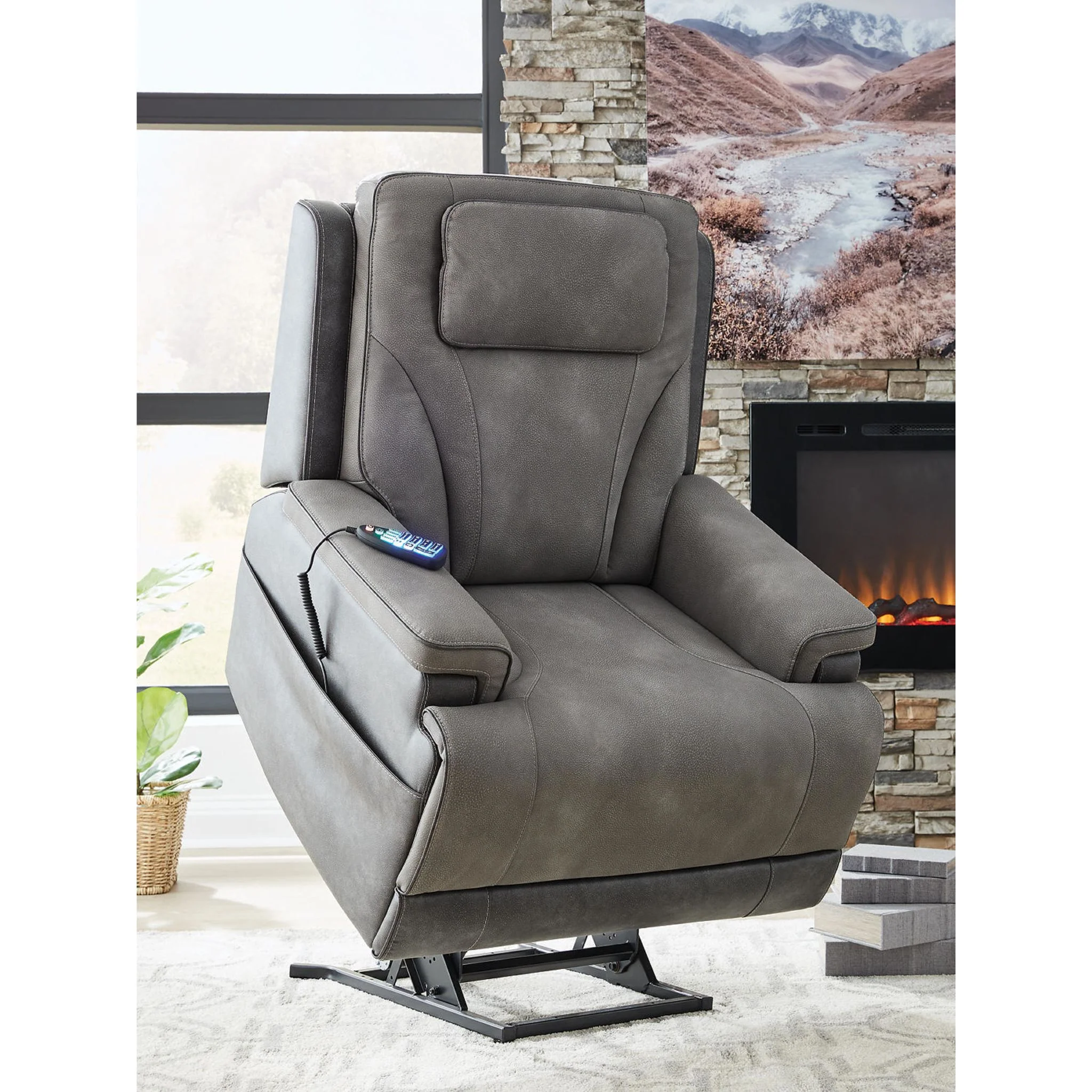 4Z-Serenity Zone Power Lift Recliner - Image 38