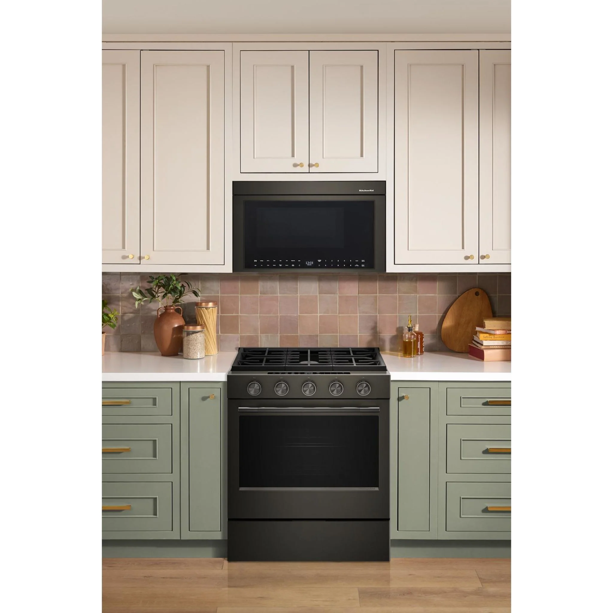 KitchenAid 5.0 Cu. Ft. Smart Slide-in Gas Range with Convection Cooking Modes and 2-in-1 Burner -Black Ore (KSGS530SBE) - Image 16