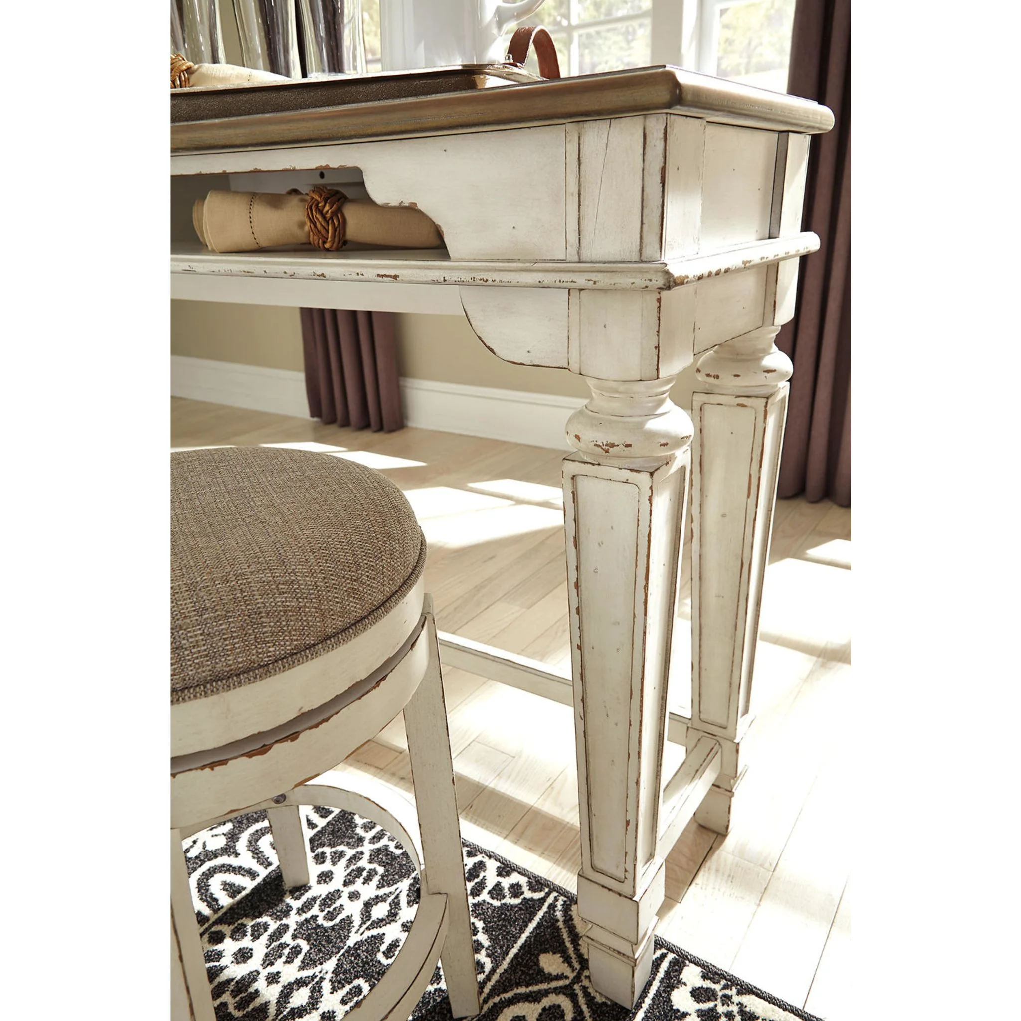Realyn Counter Dining Set - Image 11