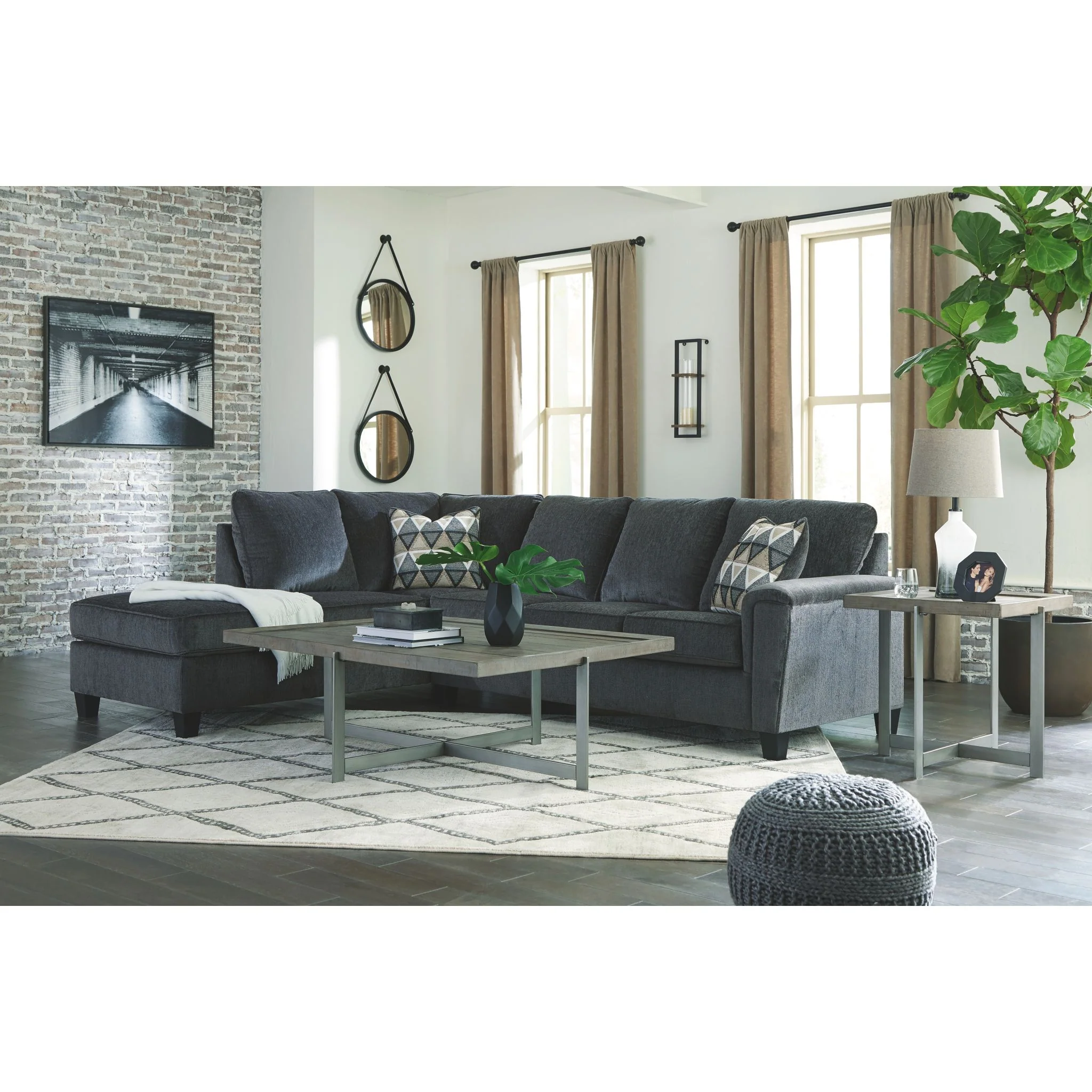 Abinger 2 Piece Sectional with Chaise - Image 4
