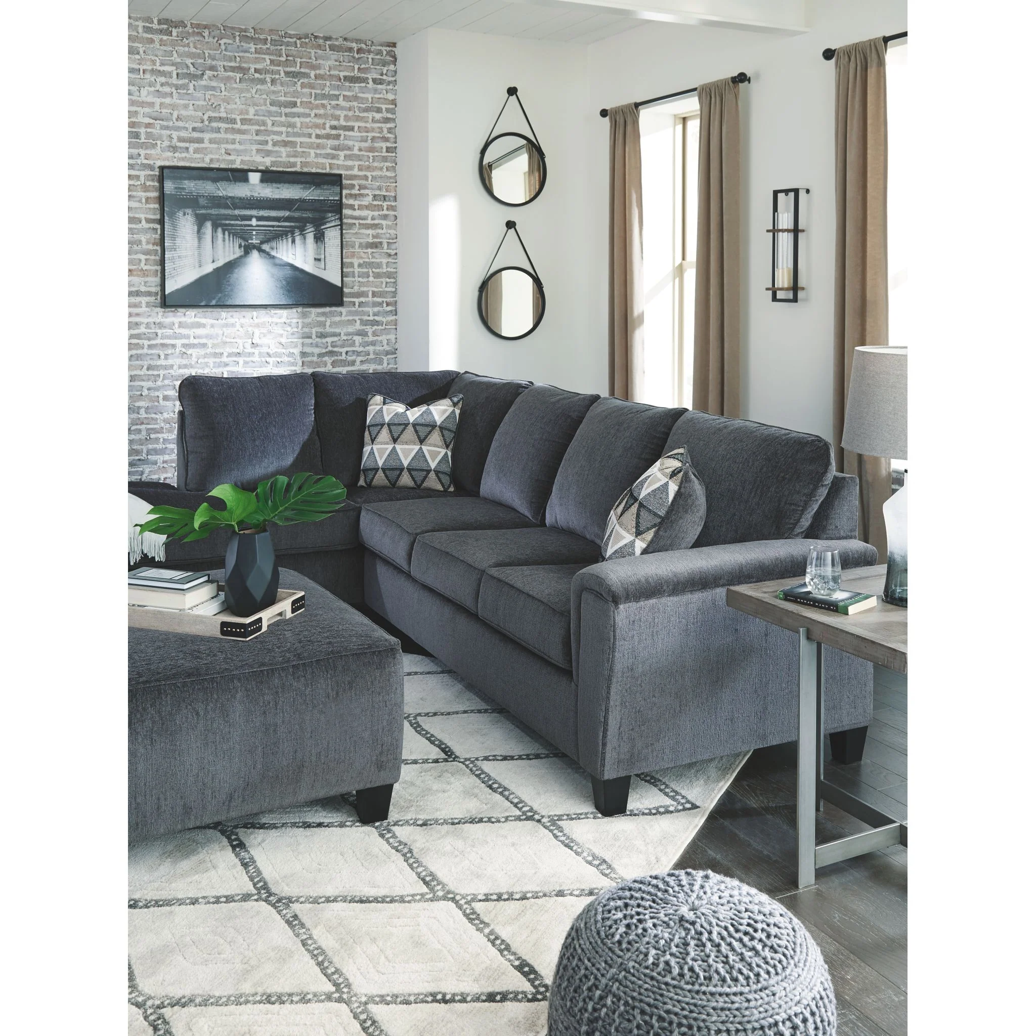 Abinger 2 Piece Sectional with Chaise - Image 6