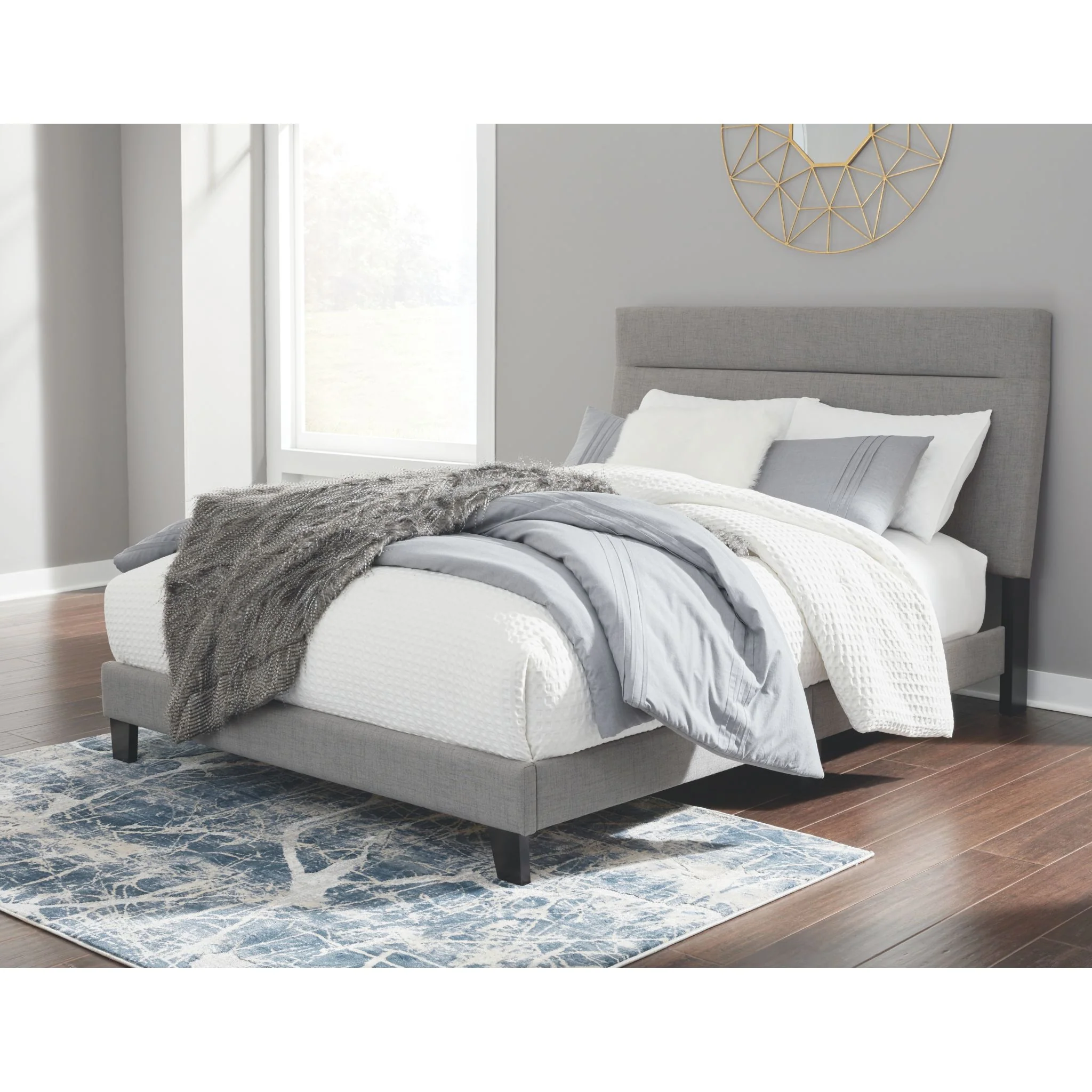 Adelloni Queen Upholstered Bed - Image 6