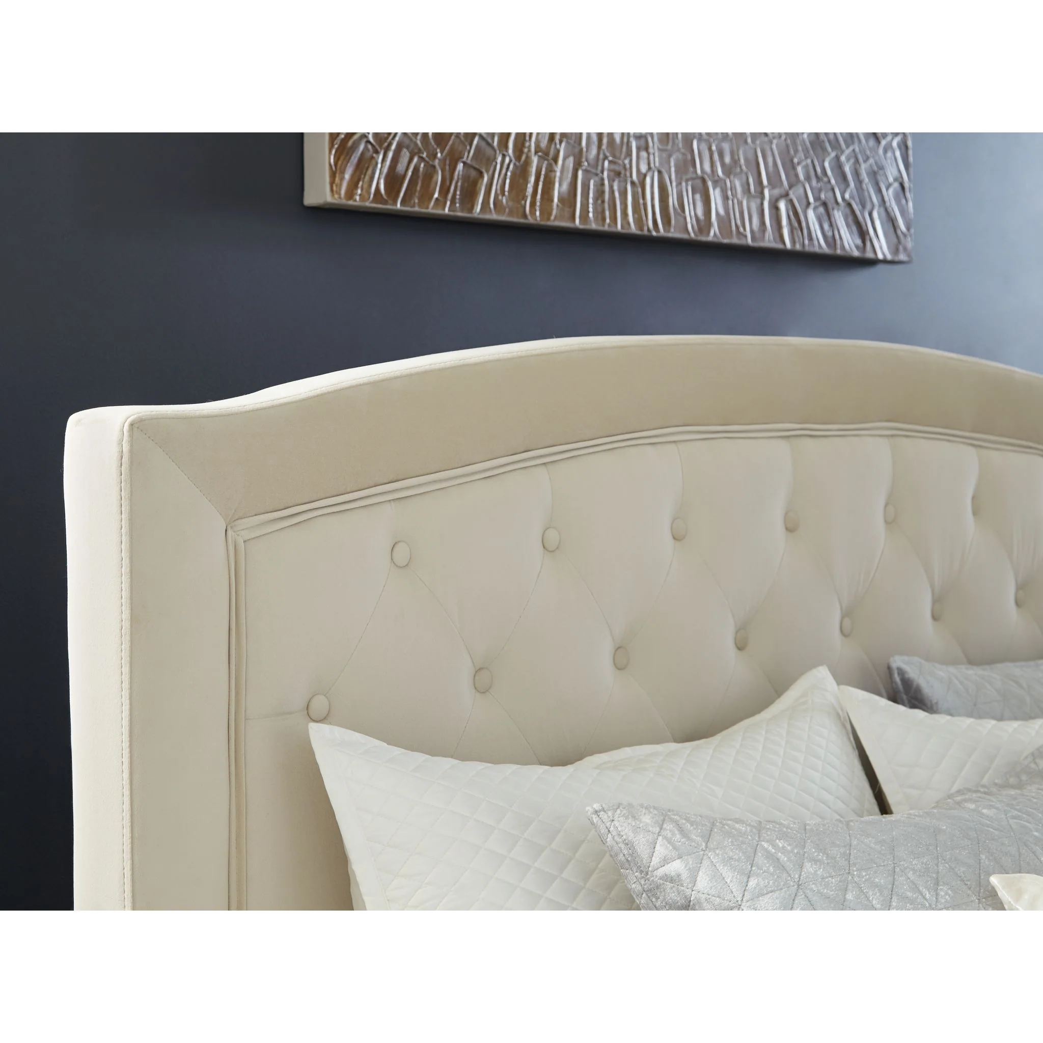 Adelloni Upholstered King Bed - Image 7