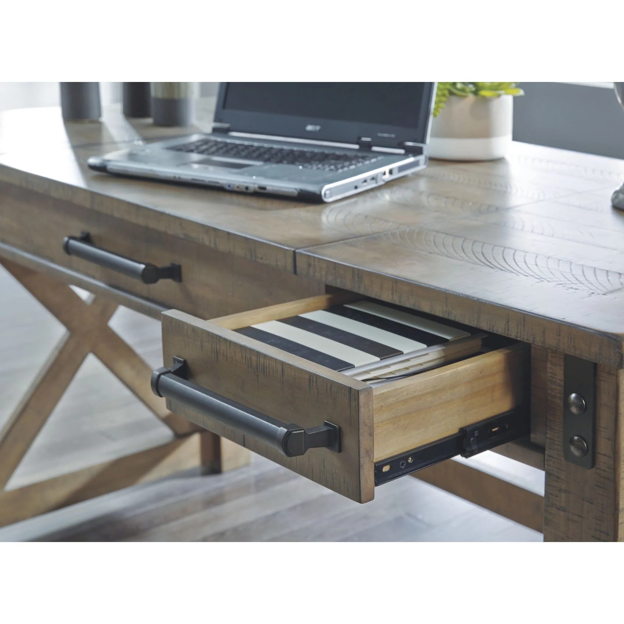 Aldwin Desk - Image 12