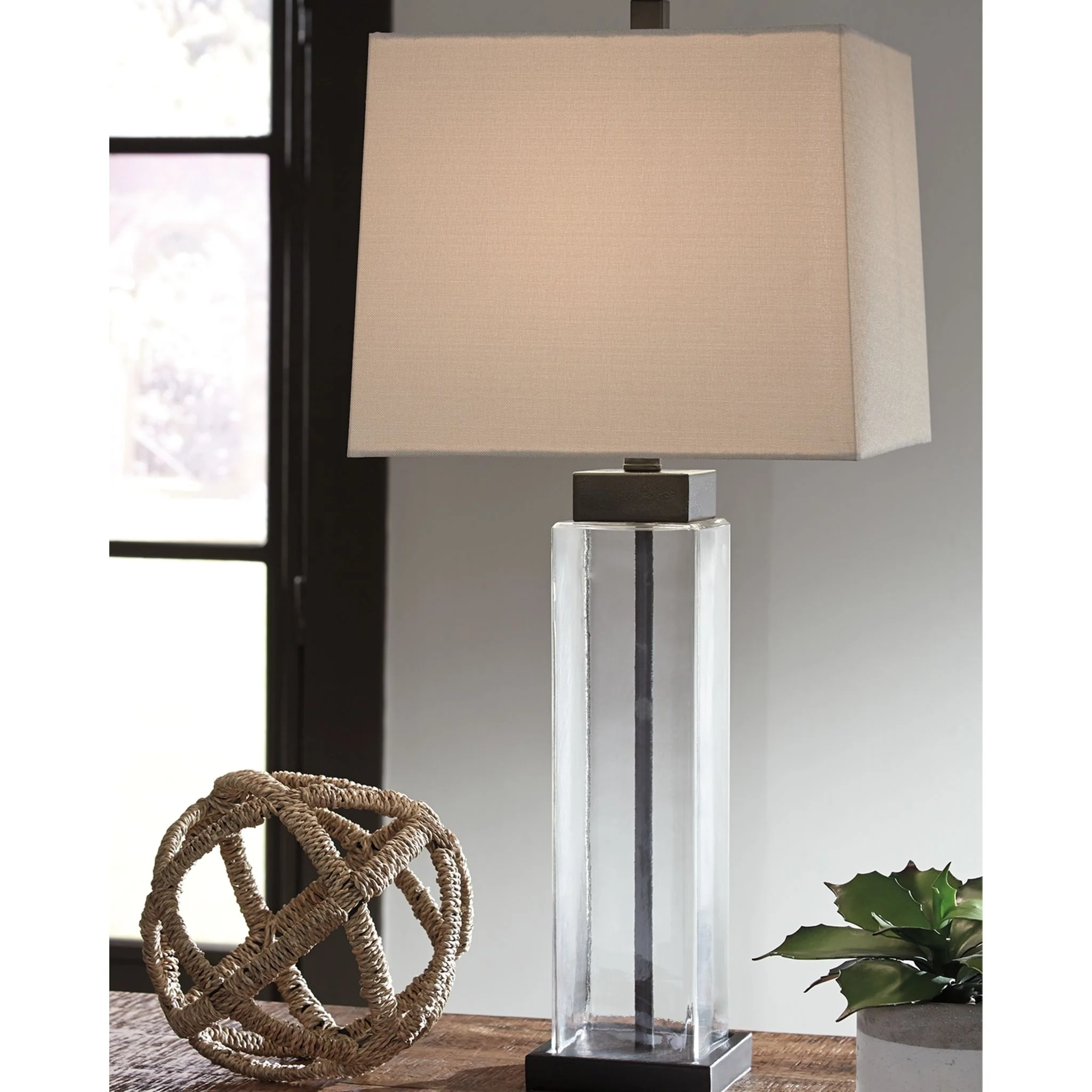 Alvaro Table Lamp (Pair) - Image 2