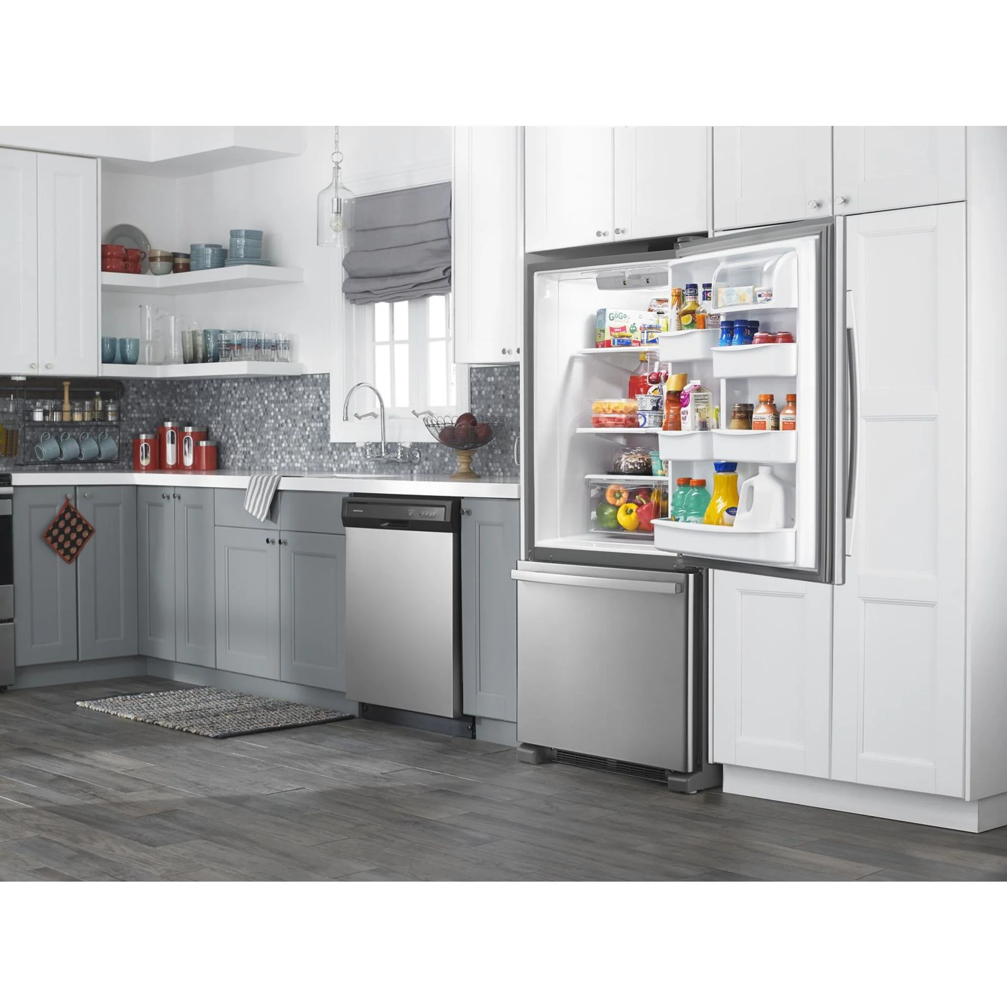 Amana 29-inch Wide Bottom-Freezer Refrigerator with EasyFreezerPull-Out Drawer -- 18 cu. ft. Capacity -Stainless Steel (ABB1924BRM) - Image 27