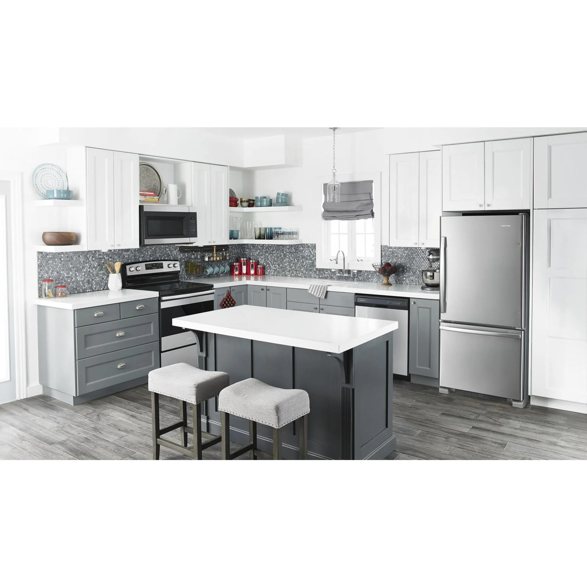 Amana 29-inch Wide Bottom-Freezer Refrigerator with EasyFreezerPull-Out Drawer -- 18 cu. ft. Capacity -Stainless Steel (ABB1924BRM) - Image 40