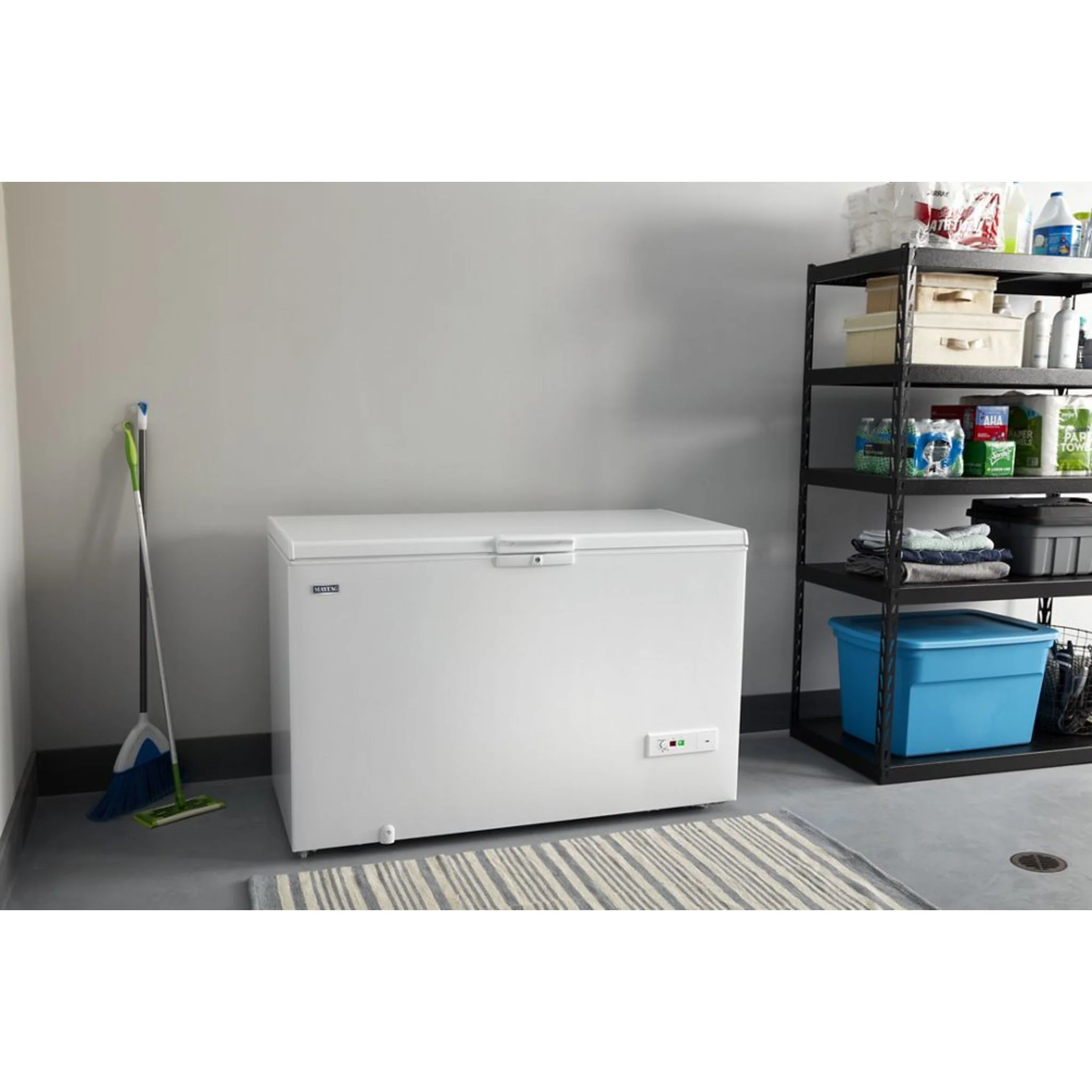 Amana 16 cu. ft. Chest Freezer -White (AZC5216LW) - Image 24