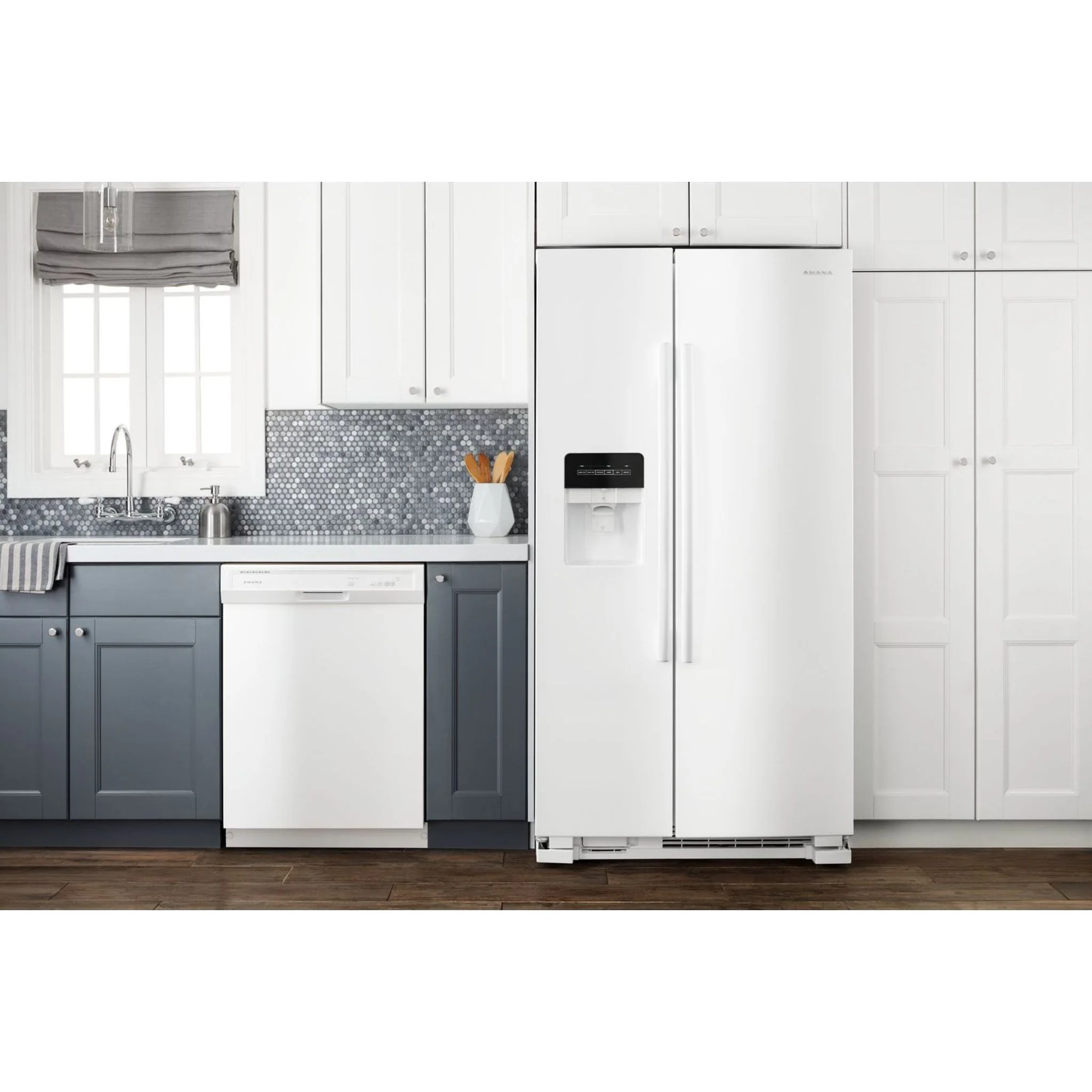 Amana 33-inch Side-by-Side Refrigerator with Dual Pad External Ice and Water Dispenser -White (ASI2175GRW) - Image 9