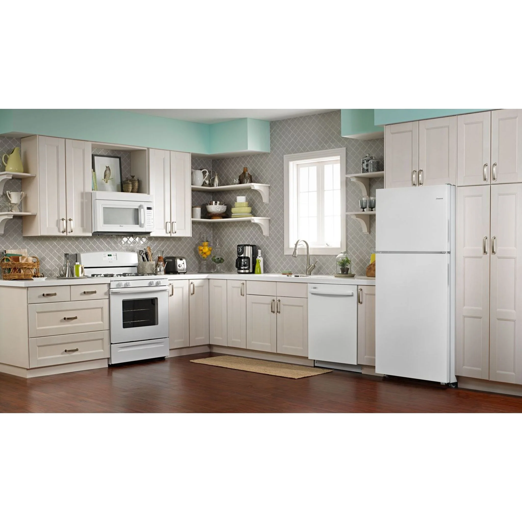 Amana  18 cu.ft. Top-Freezer Refrigerator with Electronic Temperature Controls - White (ART318FFDW) - Image 14