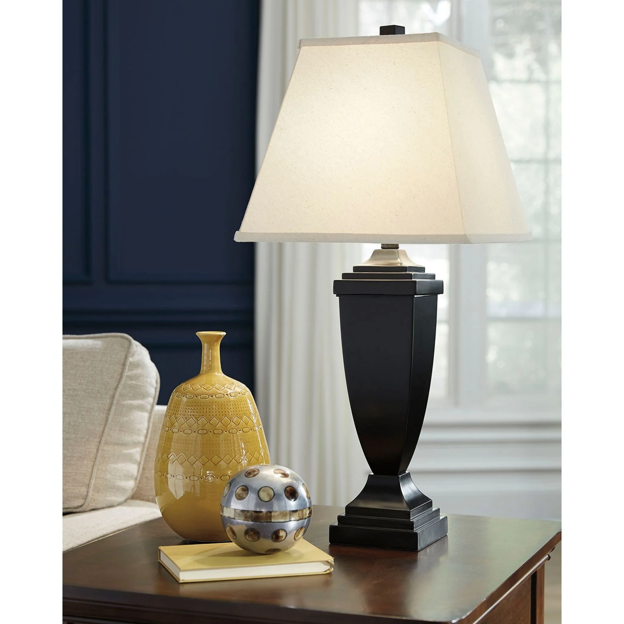 Amerigin Table Lamp (Pair) - Image 2