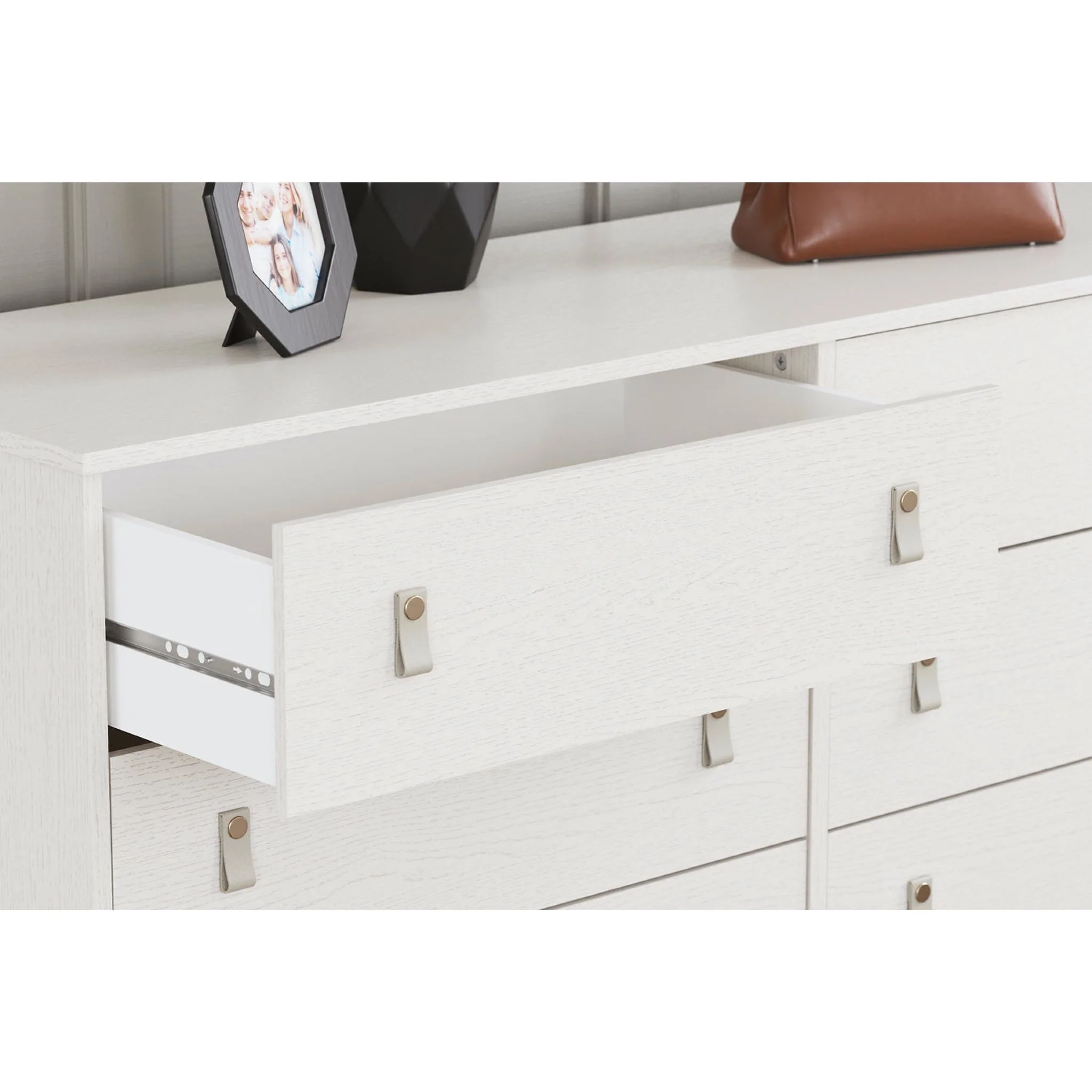 Aprilyn Dresser - Image 7