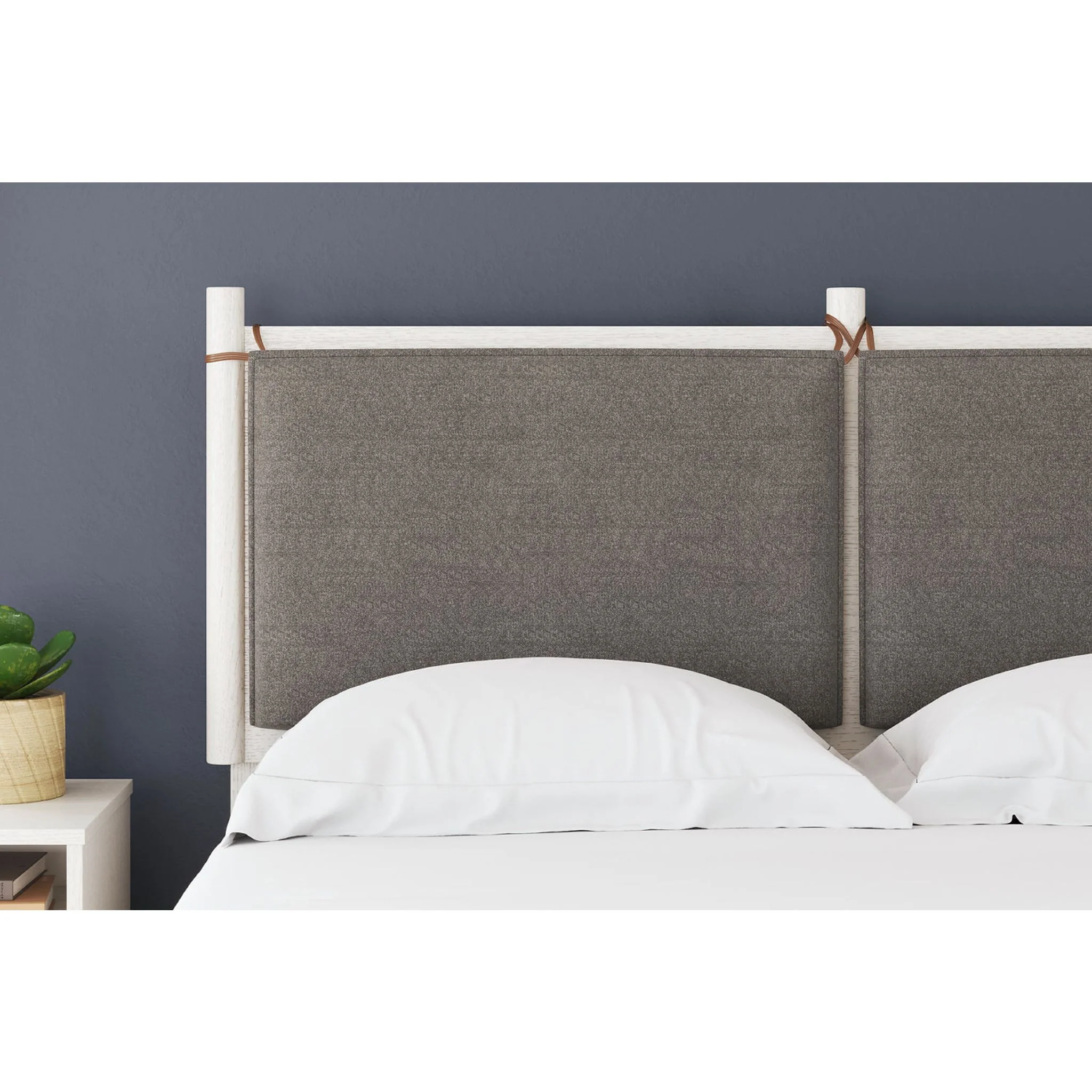 Aprilyn Panel Bed - Image 45