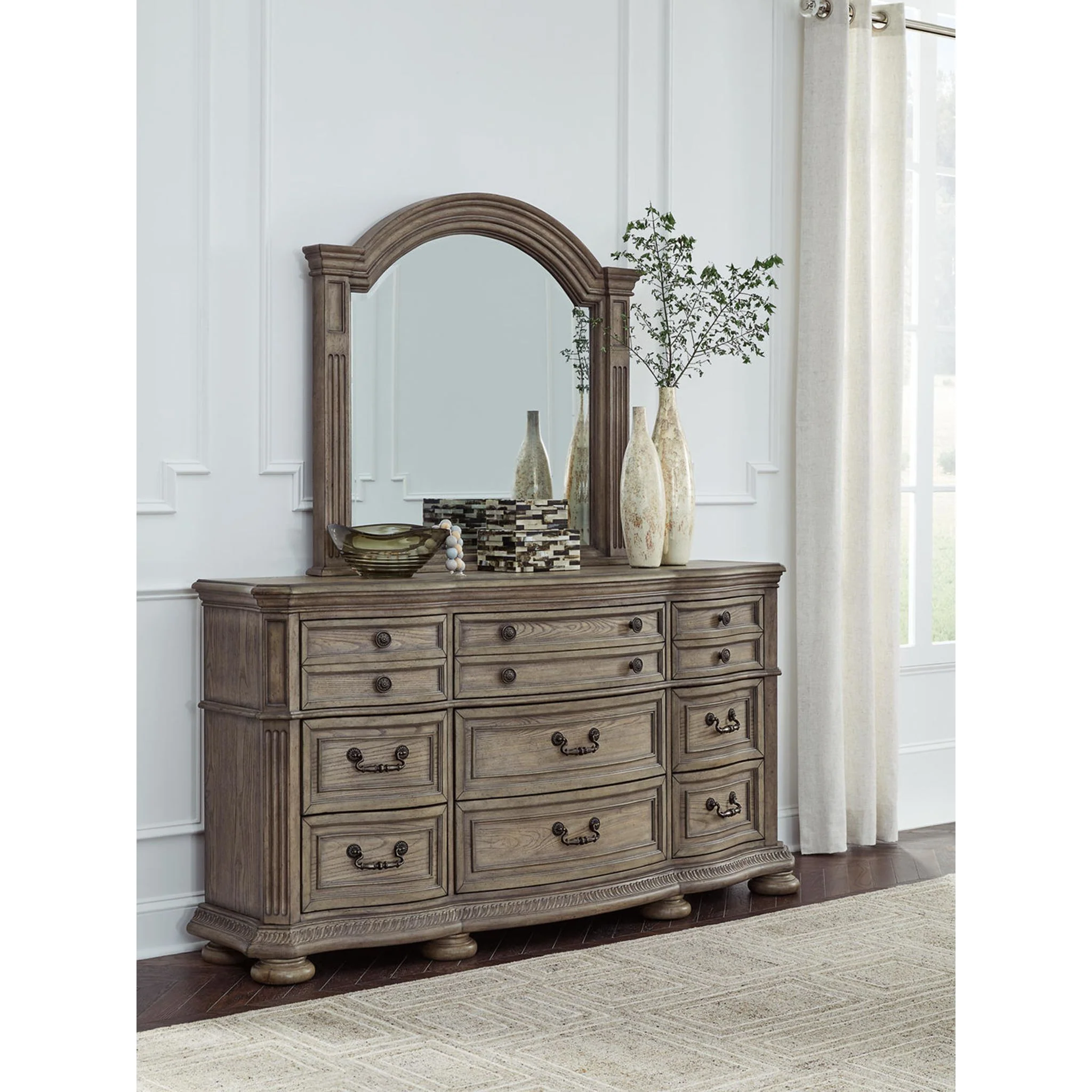 Ardenfield 5 Piece Queen Sleigh Bedroom - Image 4