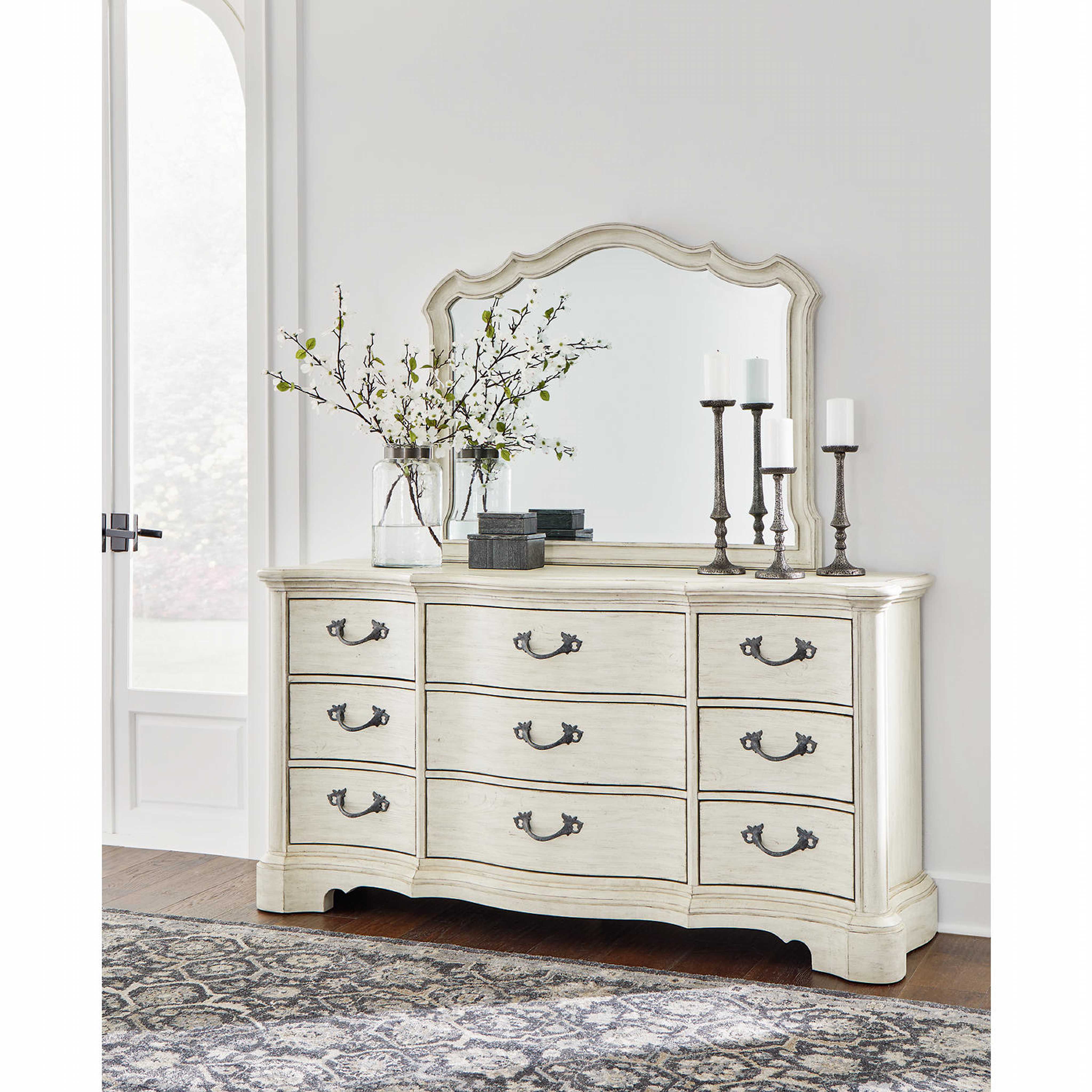 Arlendyne 5 Piece Panel Bedroom - Image 21