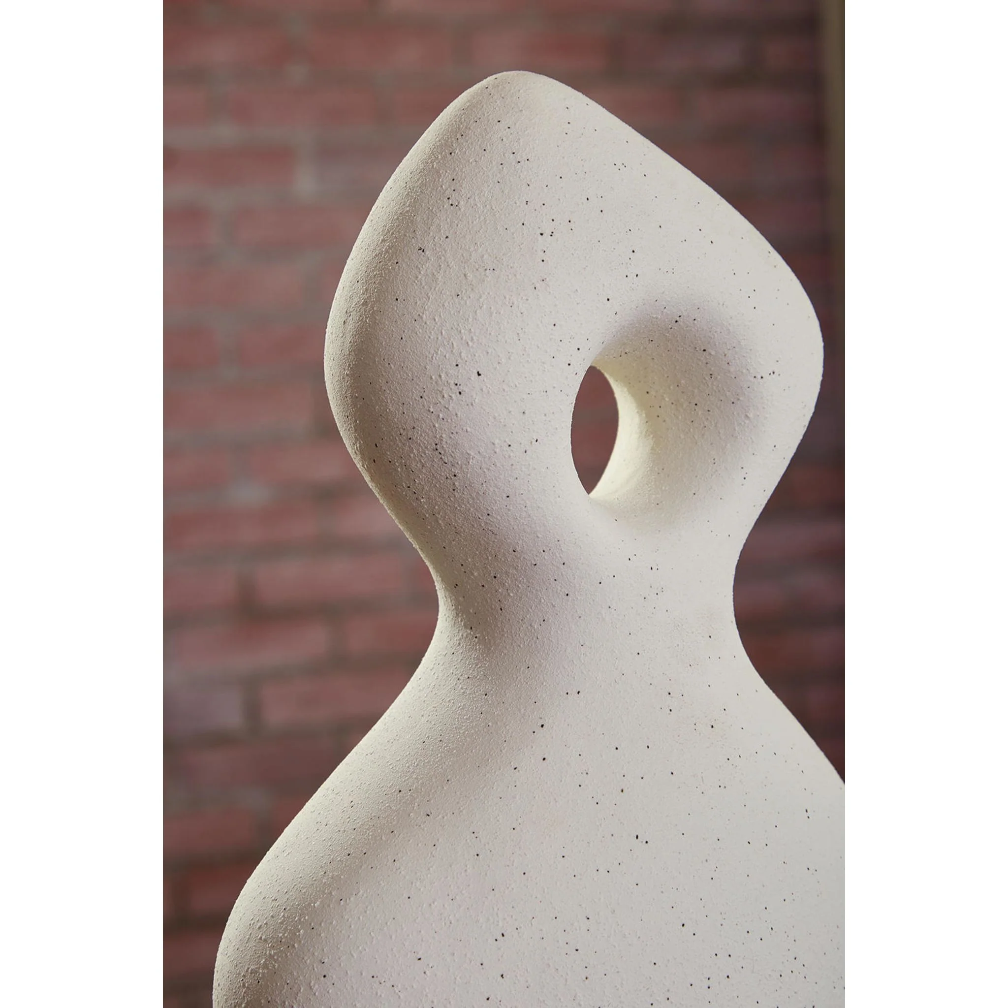 Arthrow Sculpture - Image 4
