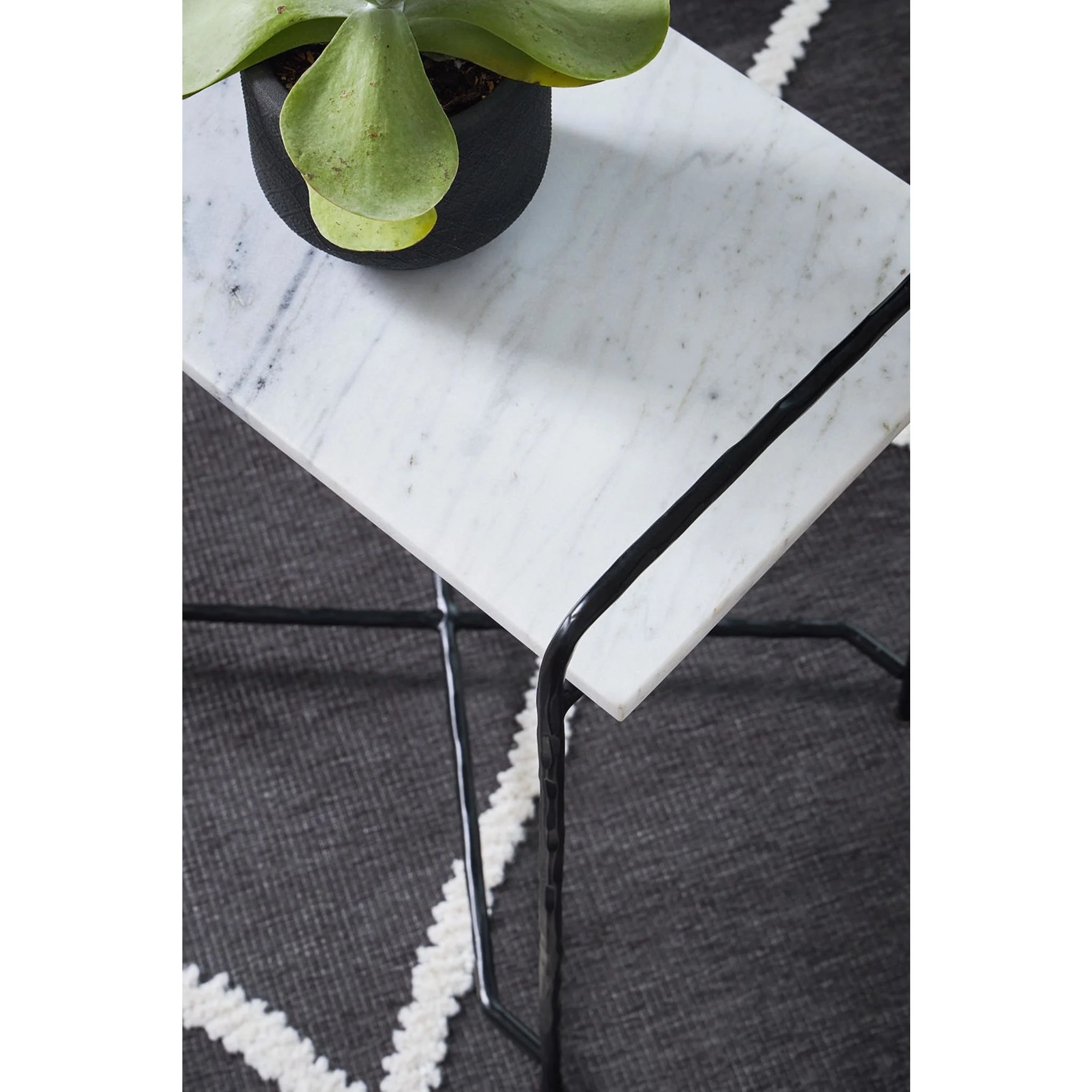 Ashber Accent Table - Image 6