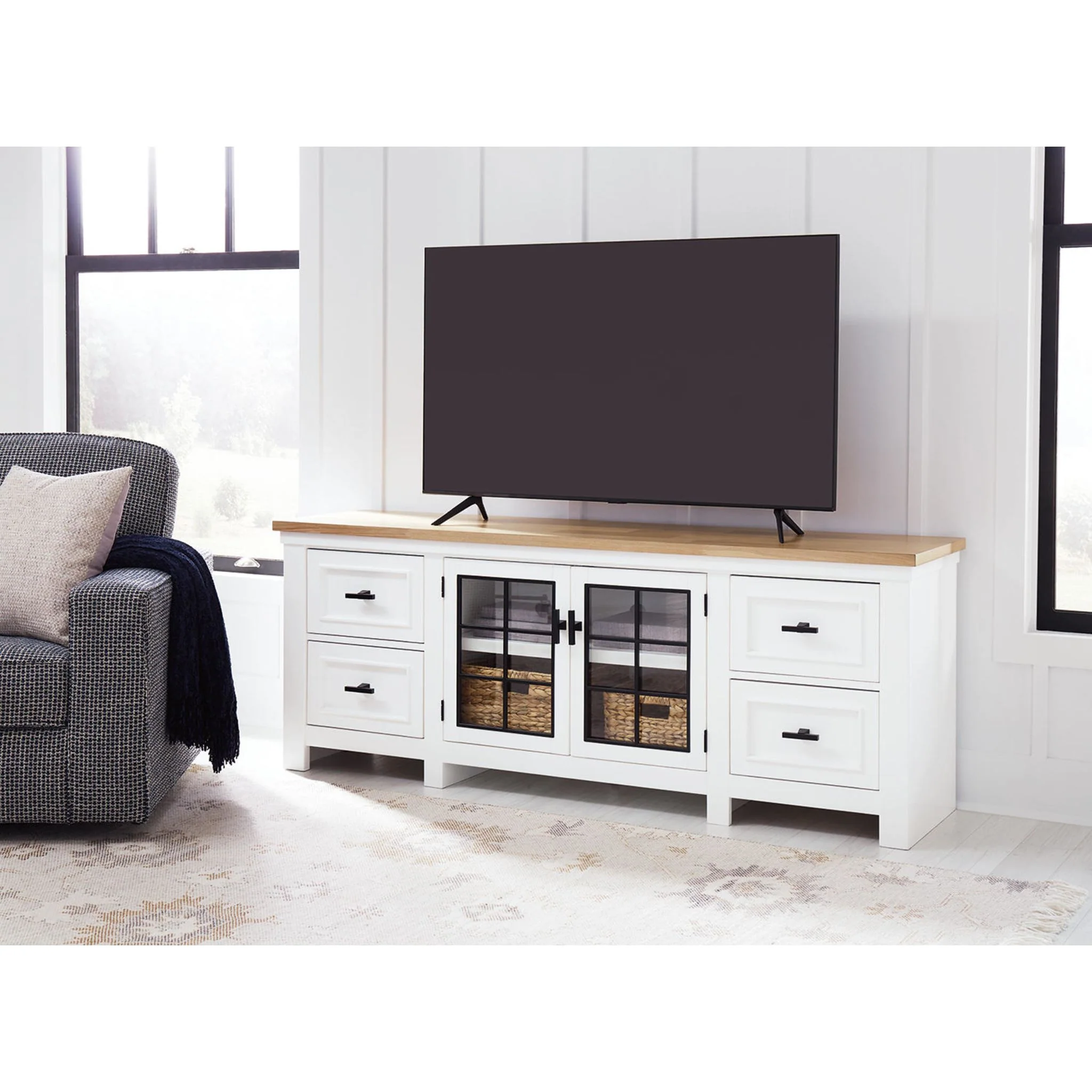 Ashbryn TV Stand - Image 8