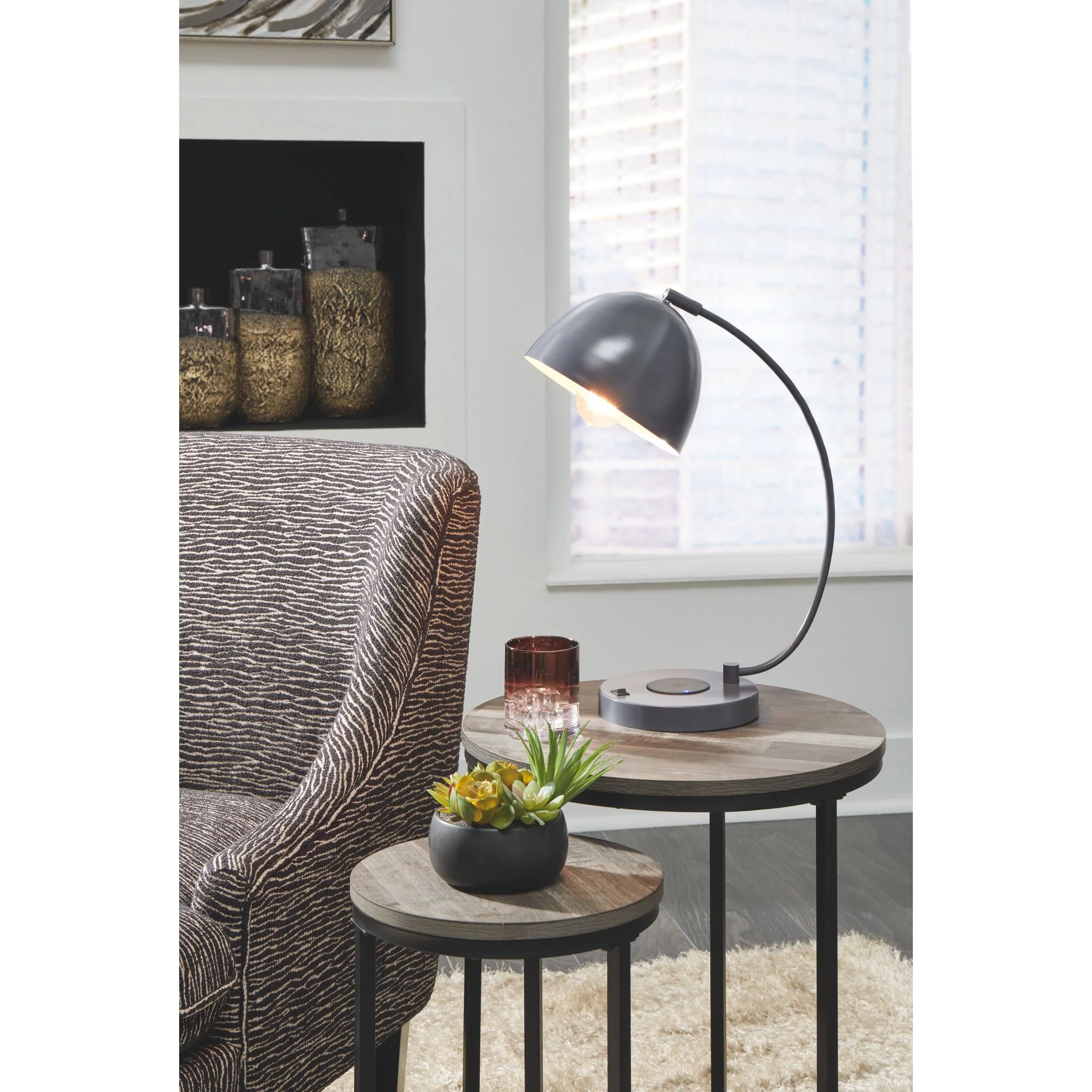 Austbeck Desk Lamp (Single) - Image 3