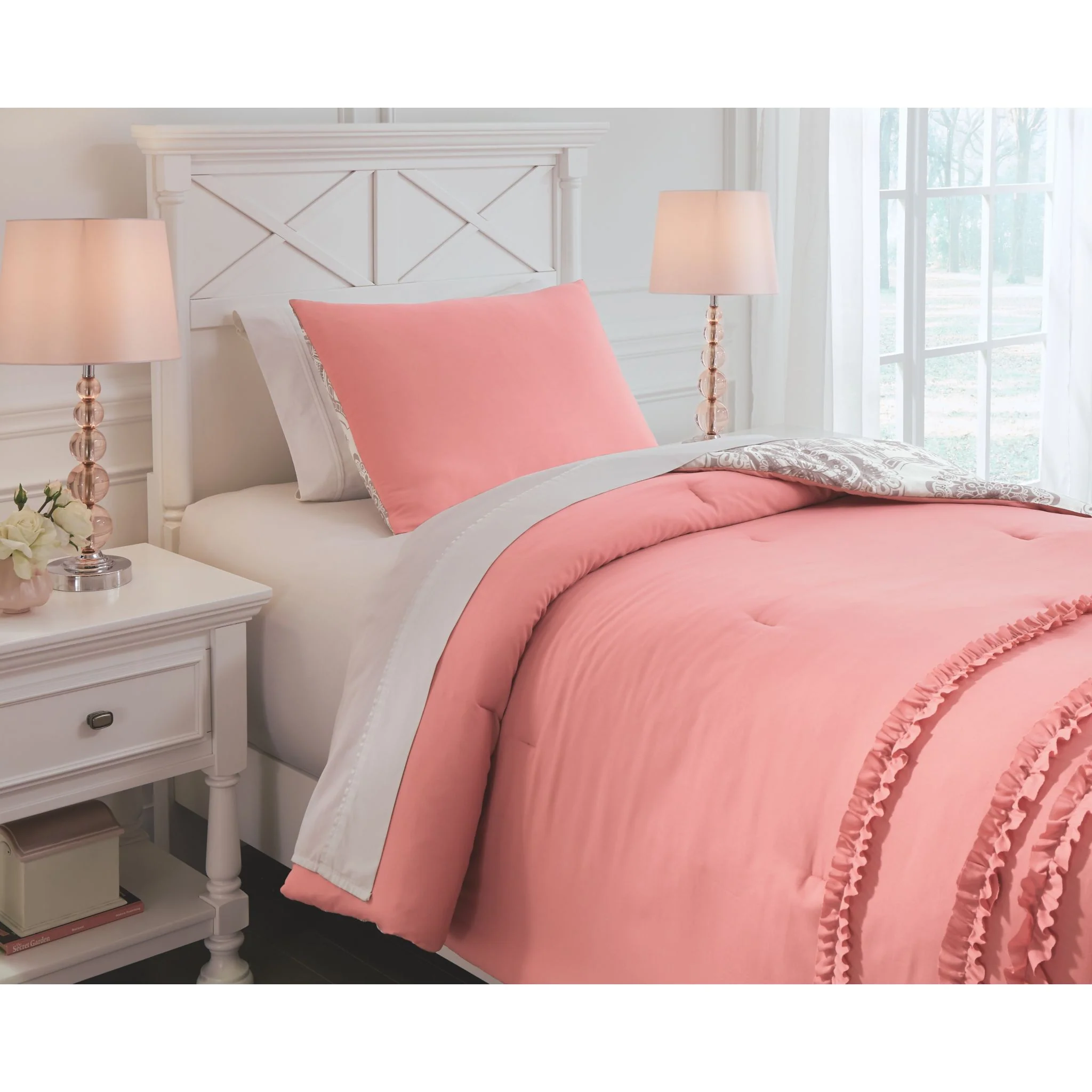 Avaleigh Twin TOB Set - Image 3
