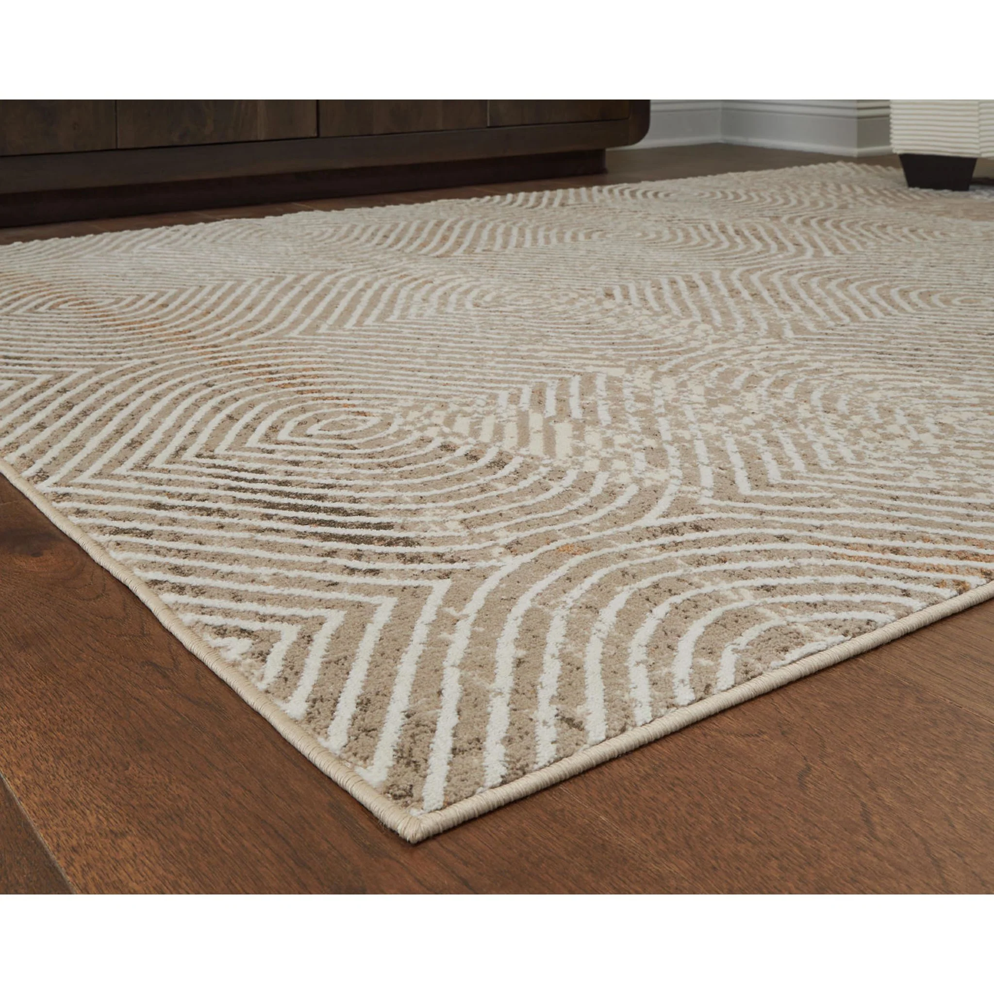 Bachus Area Rug - Image 3