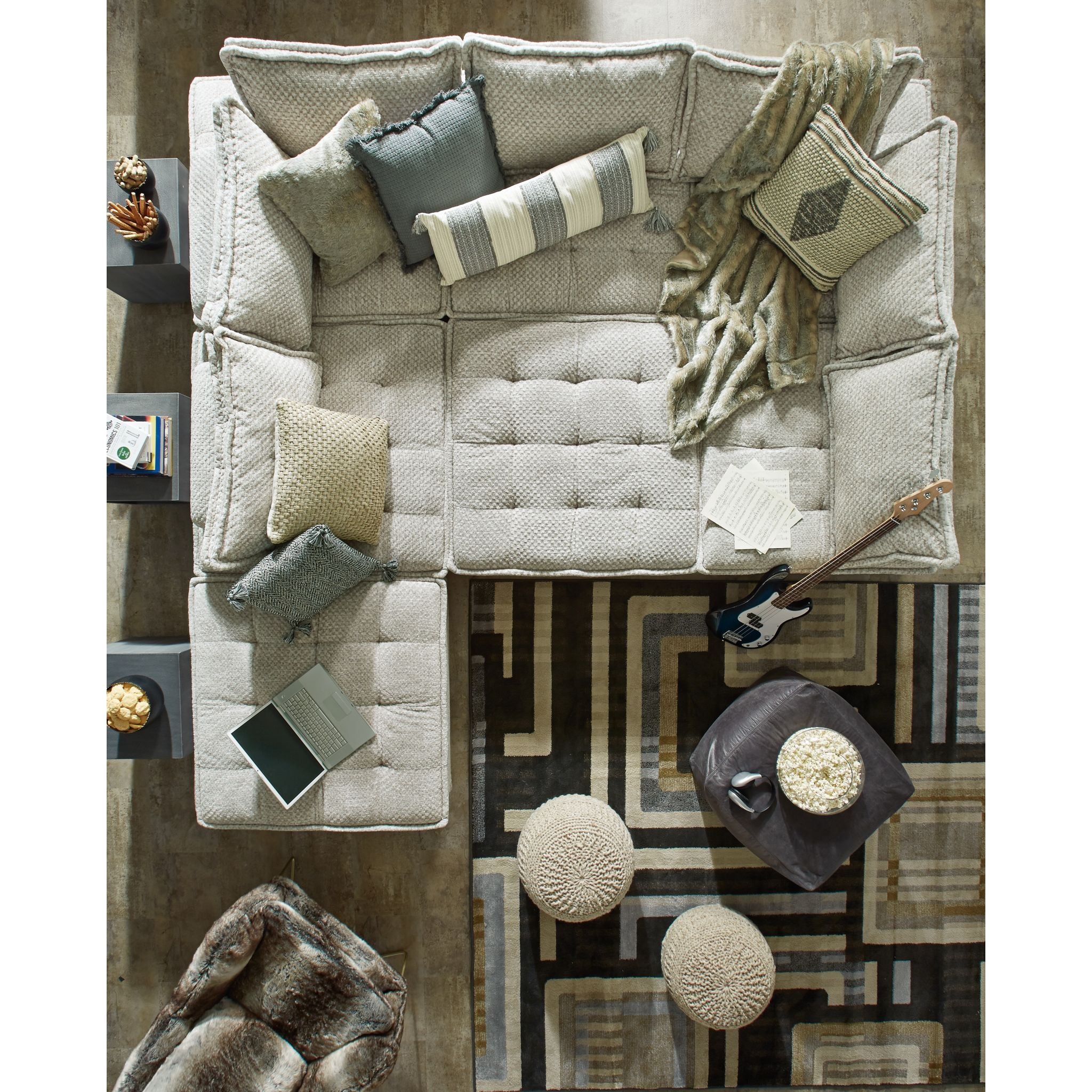 Bales 7 Piece Modular Sectional - Image 4