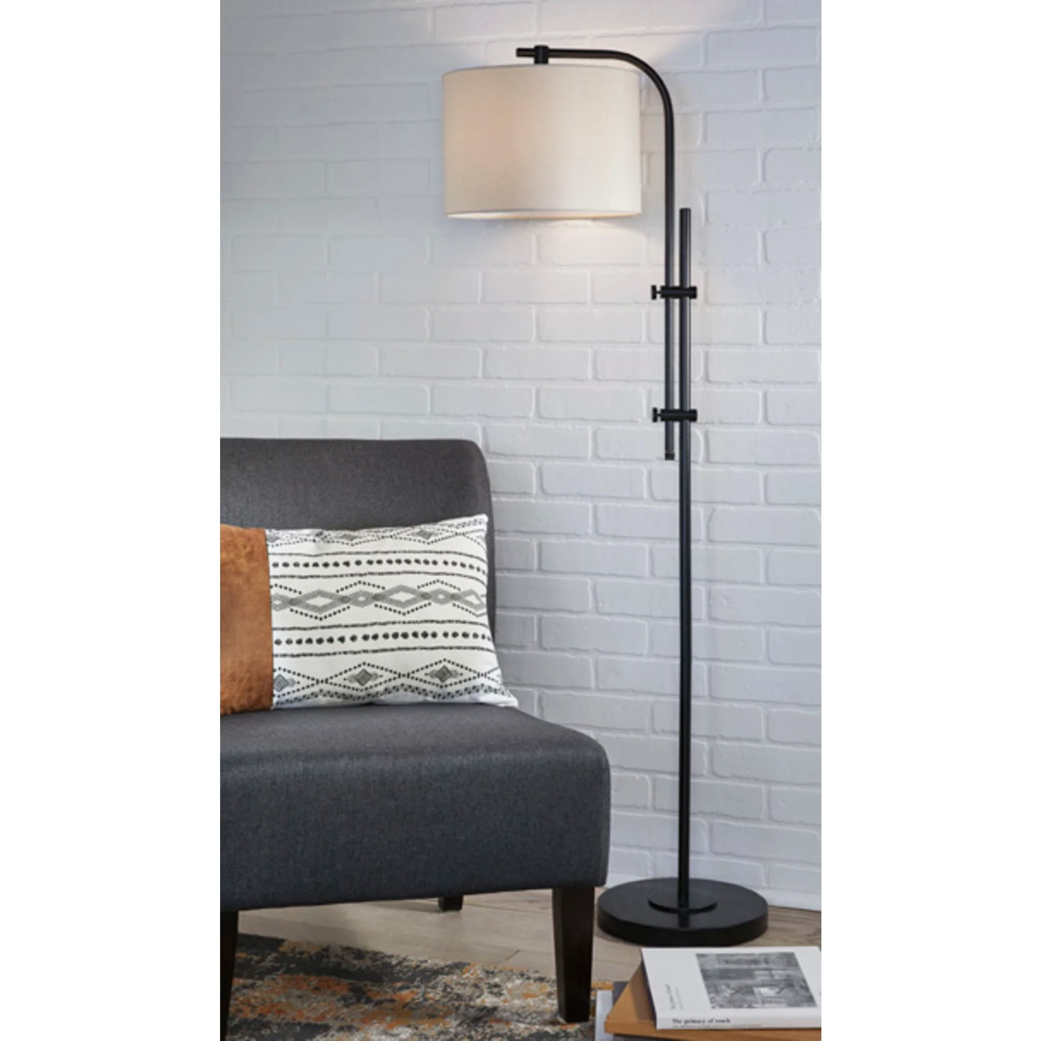 Baronvale Floor Lamp - Image 4