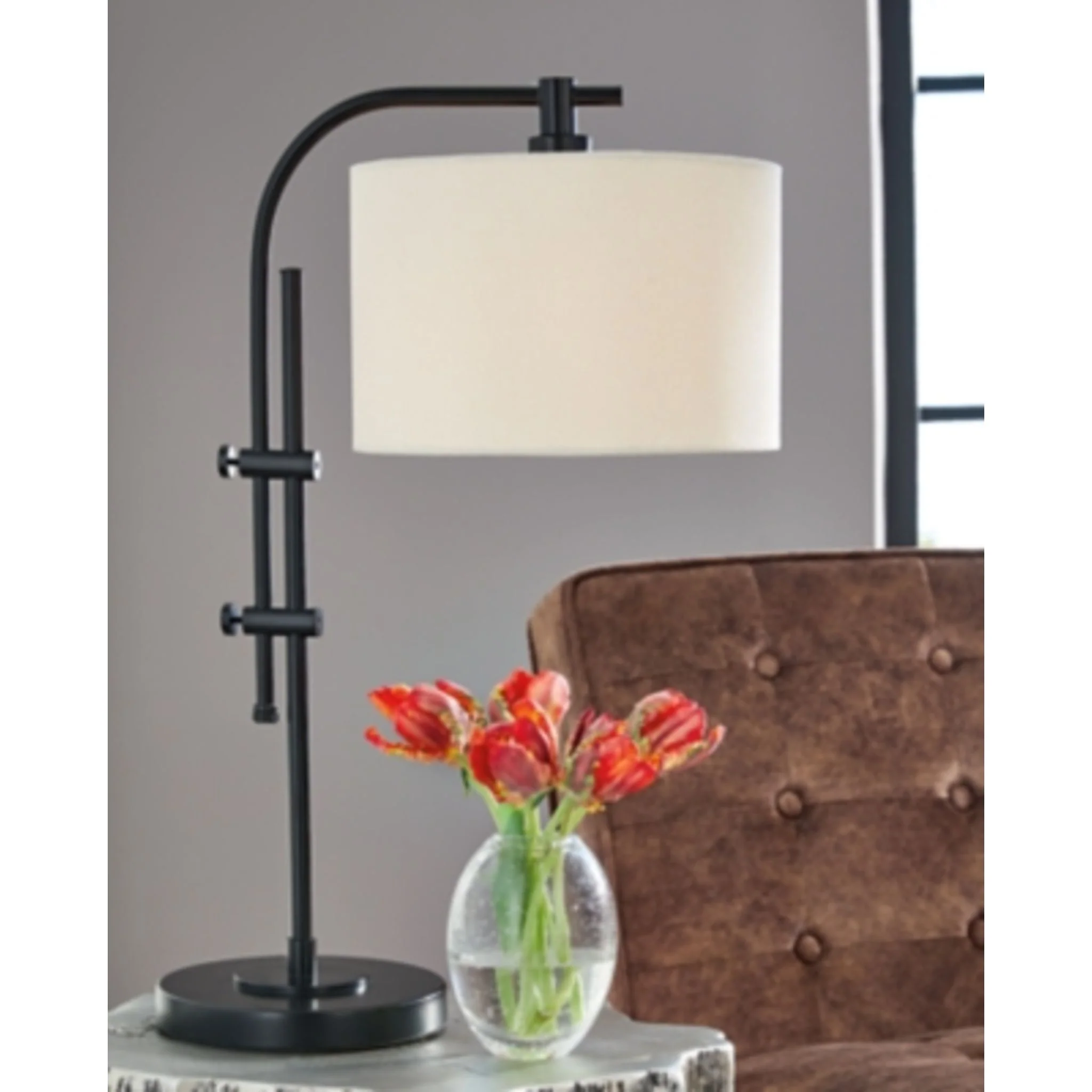 Baronvale Table Lamp (Single) - Image 6
