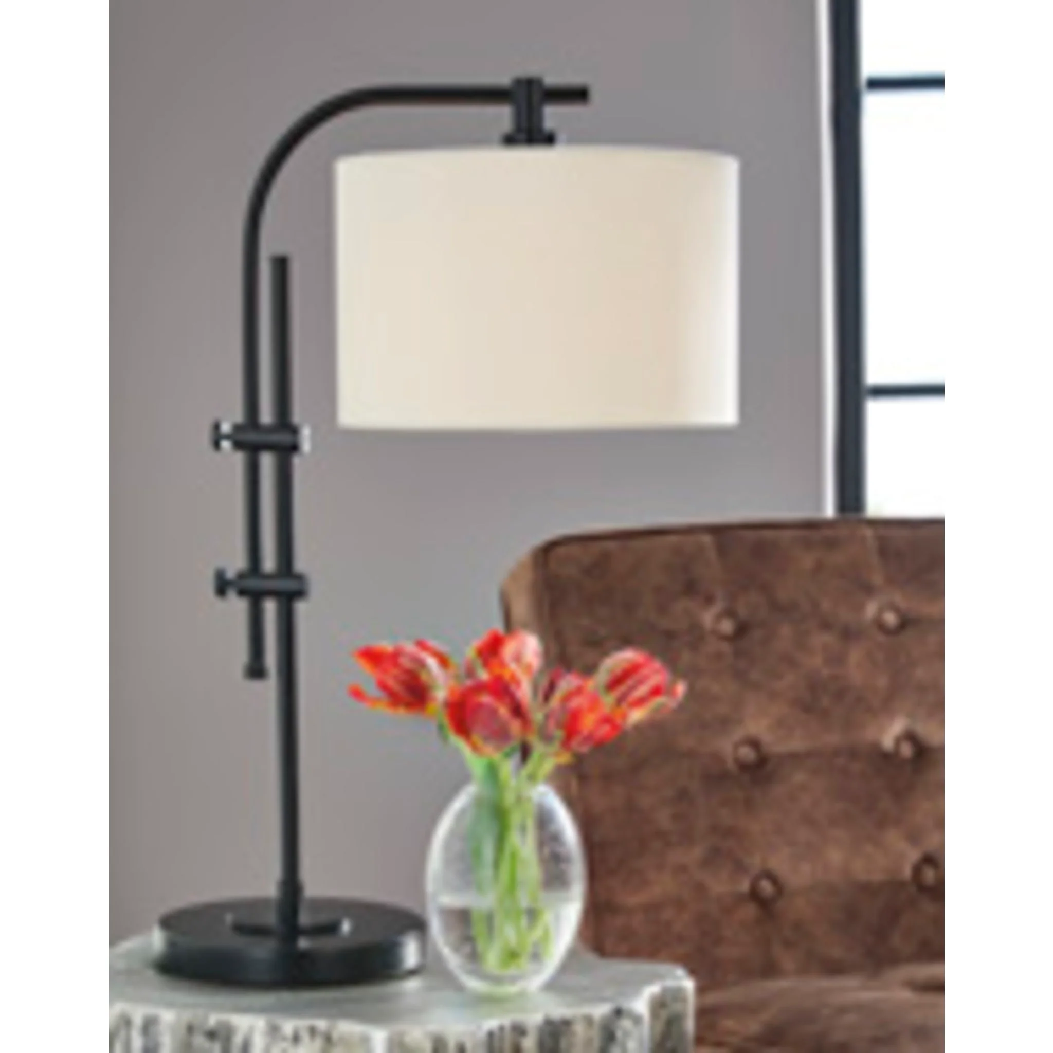 Baronvale Table Lamp (Single) - Image 8