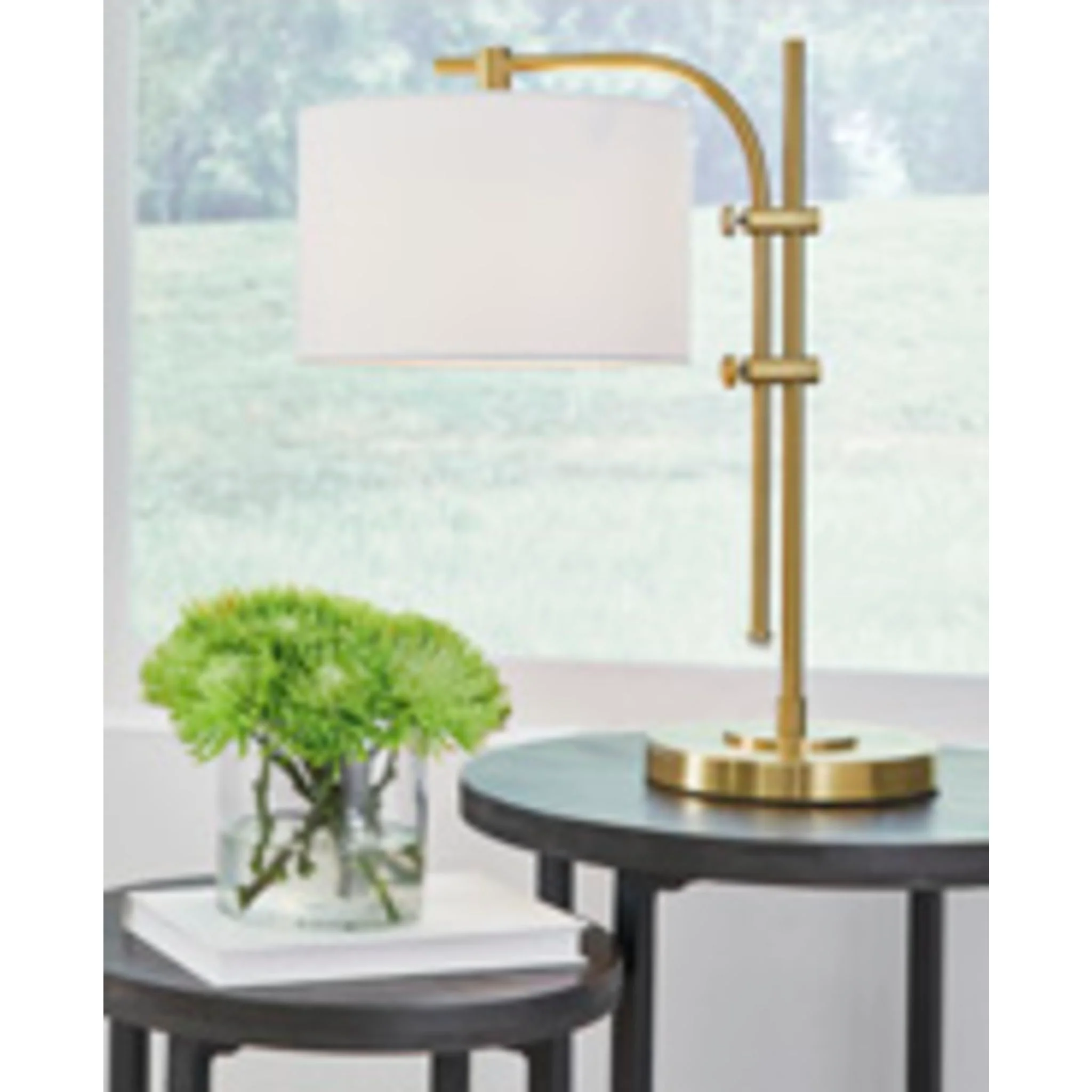 Baronvale Table Lamp (Single) - Image 8