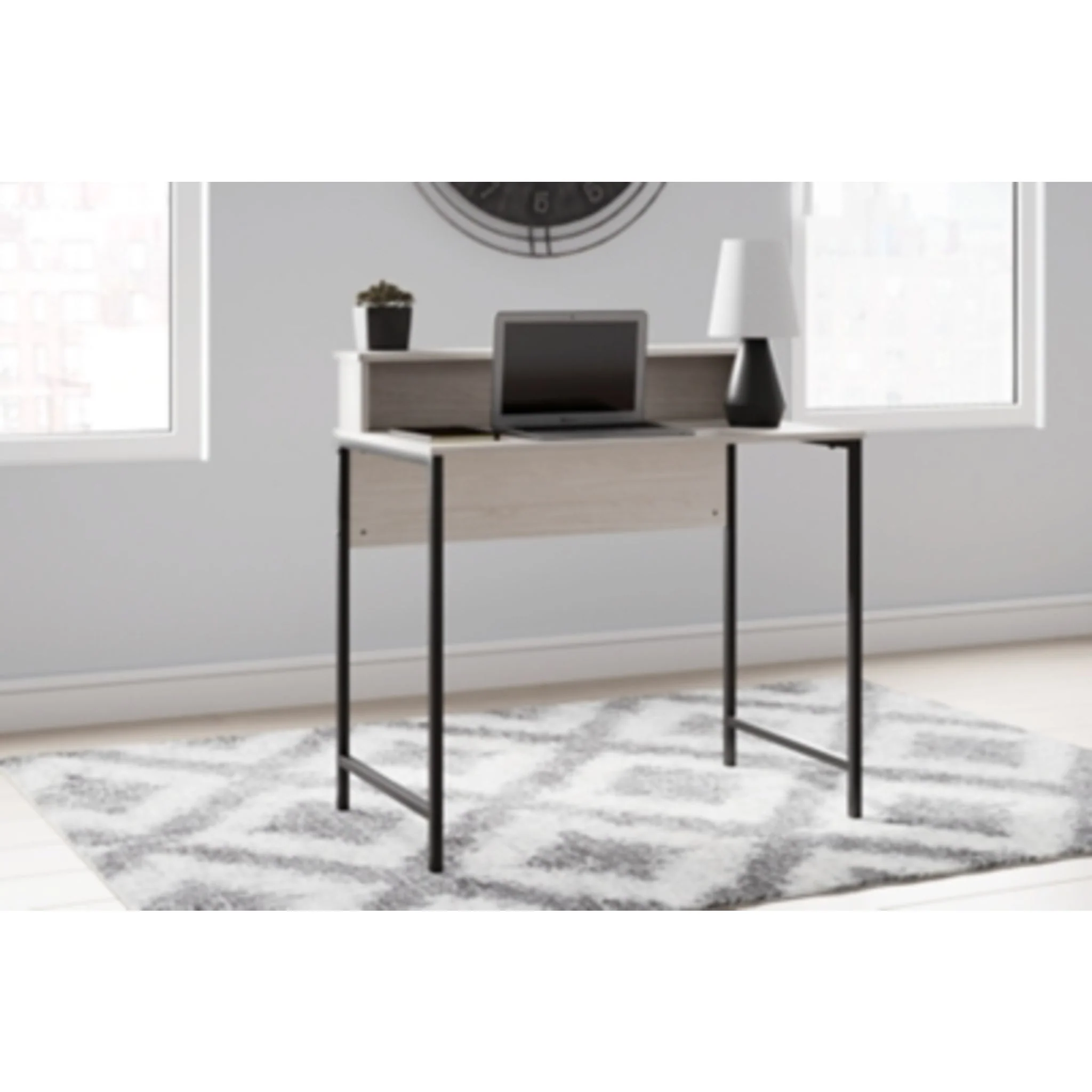 Bayflynn Desk - Image 2