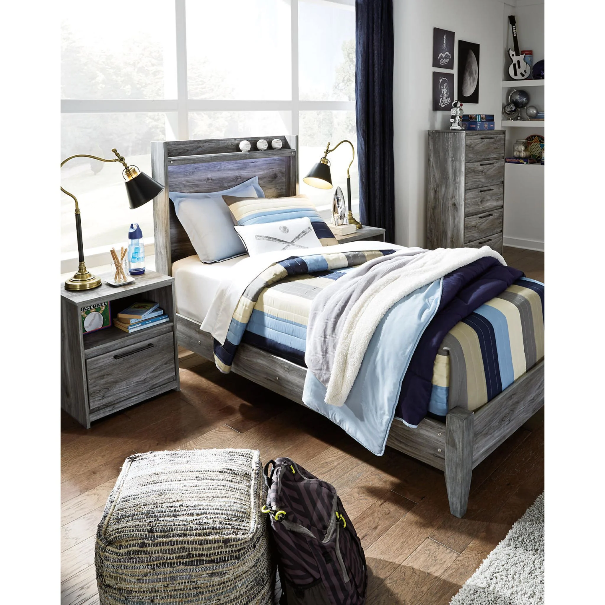Baystorm Panel Bed - Image 13