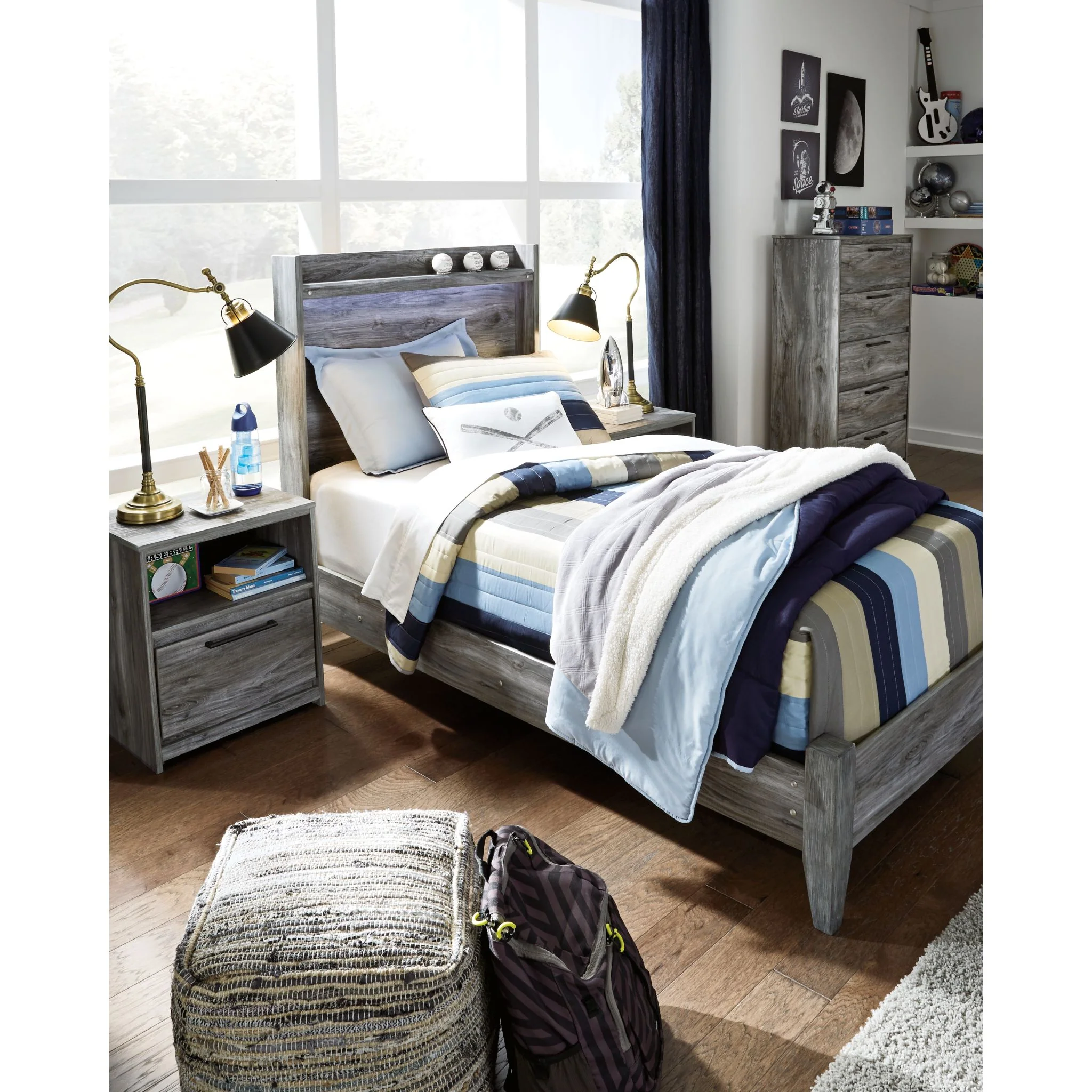 Baystorm Panel Bed - Image 2