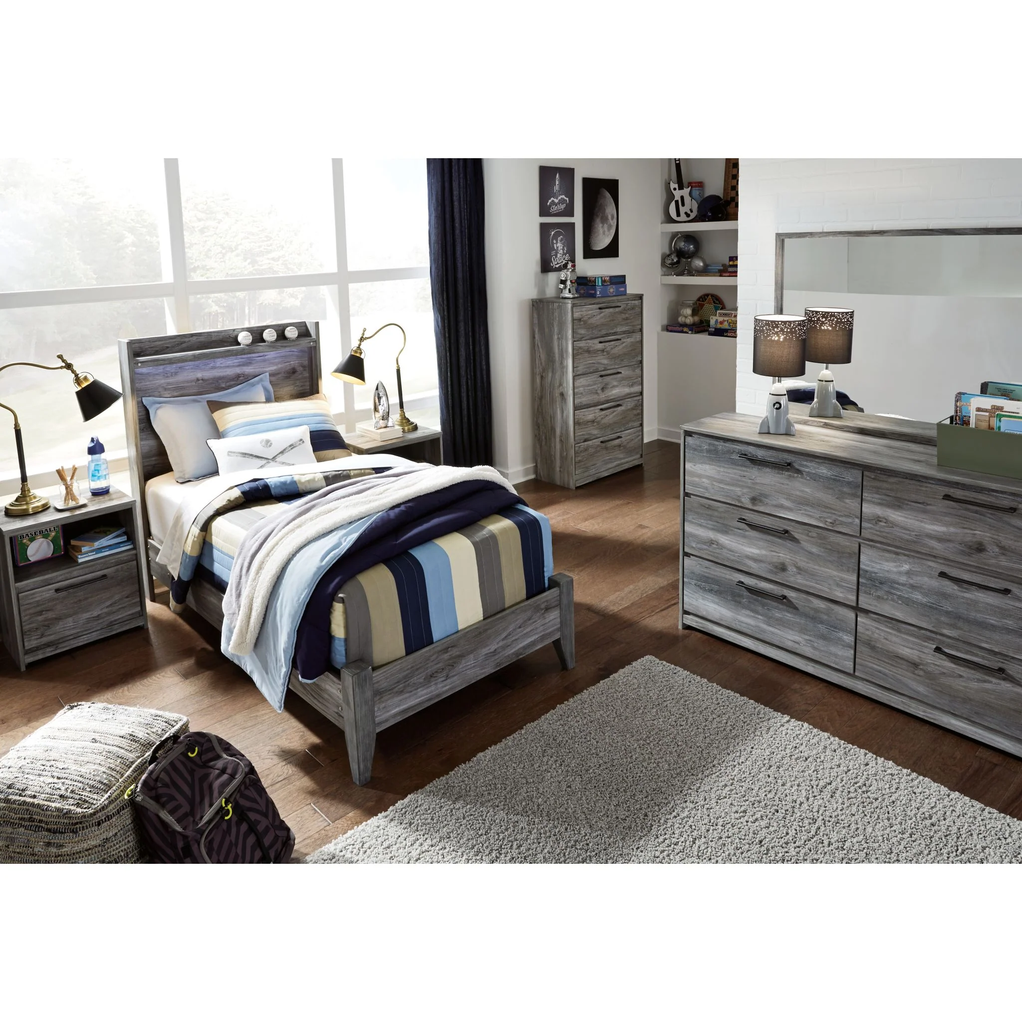 Baystorm Panel Bed - Image 6