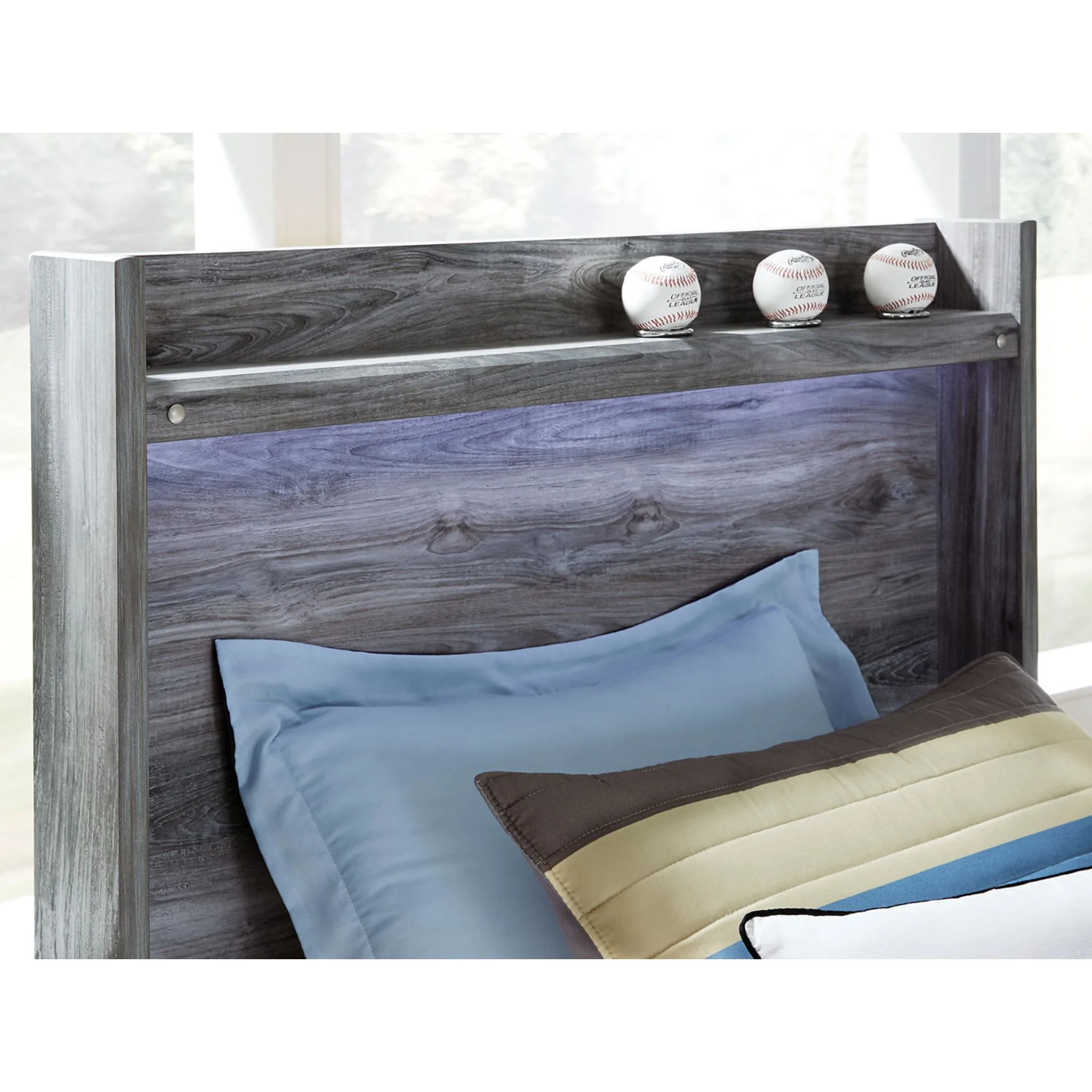 Baystorm Panel Headboard - Image 6