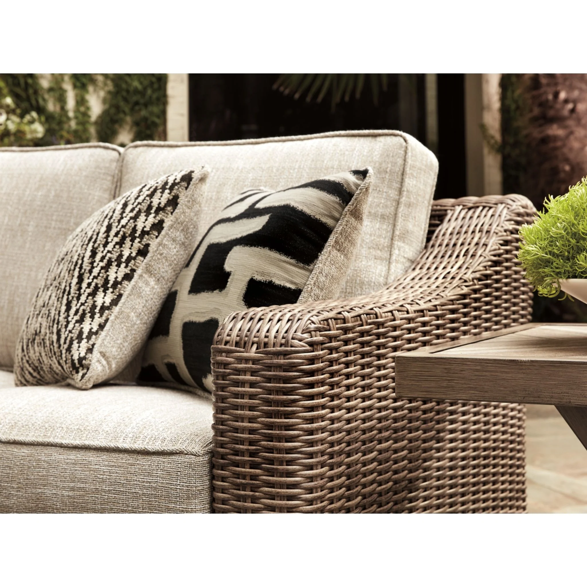 Beachcroft 3 Piece Outdoor Modular Sectional - Image 4