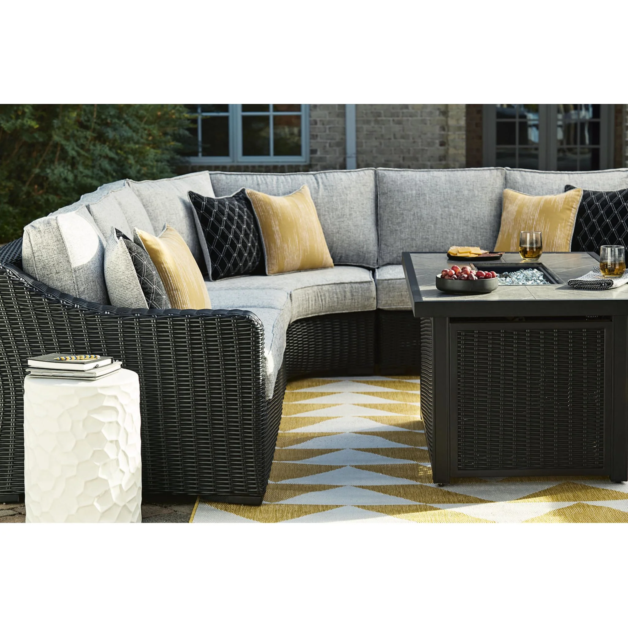 Beachcroft 3 Piece Outdoor Modular Sectional - Image 15