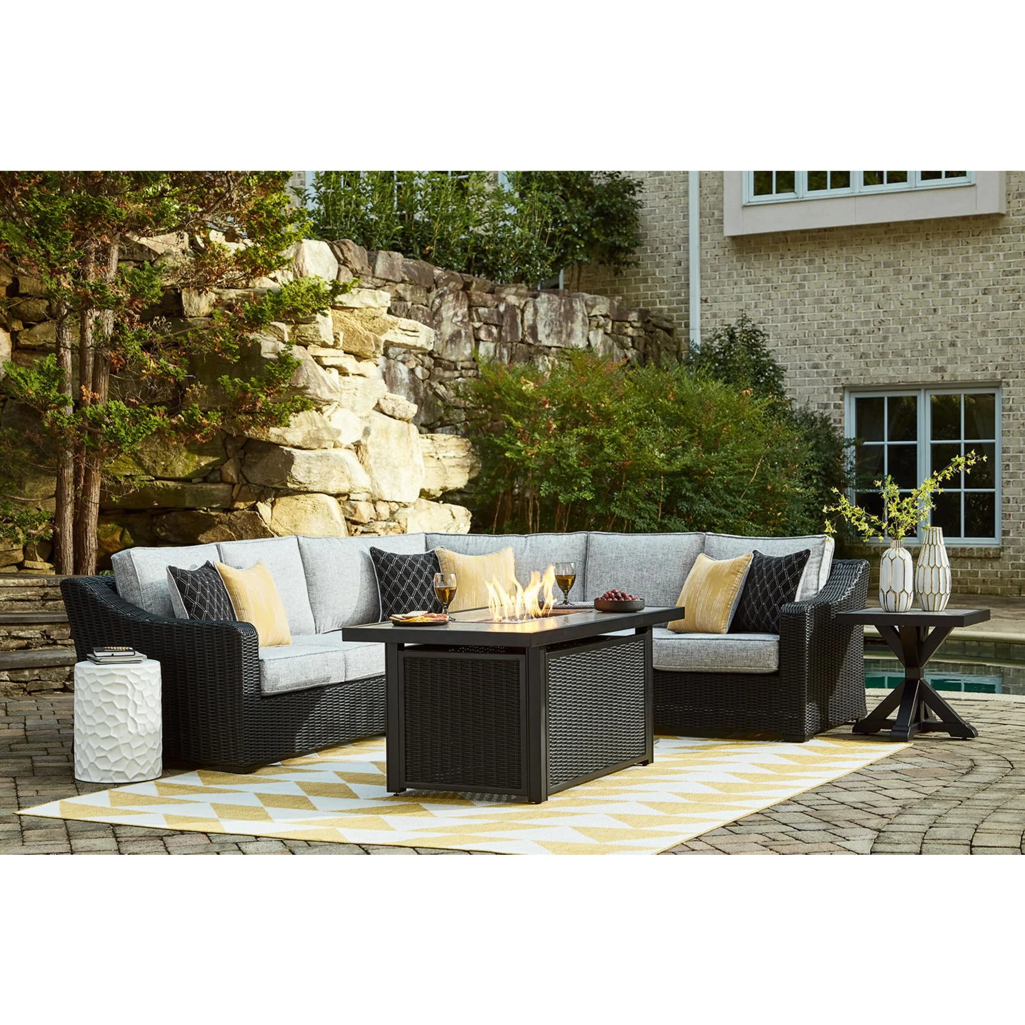 Beachcroft 3 Piece Outdoor Modular Sectional - Image 5