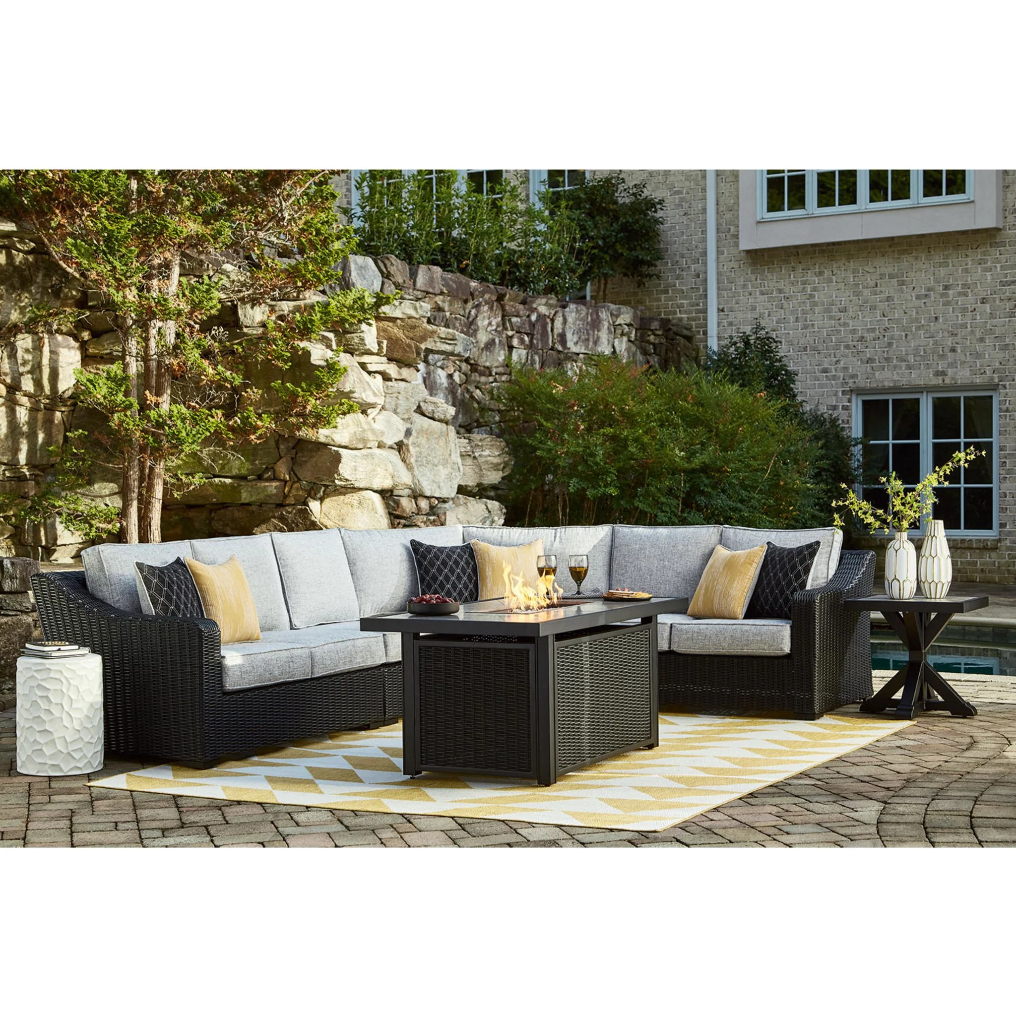 Beachcroft 4 Piece Outdoor Modular Sectional - Image 11