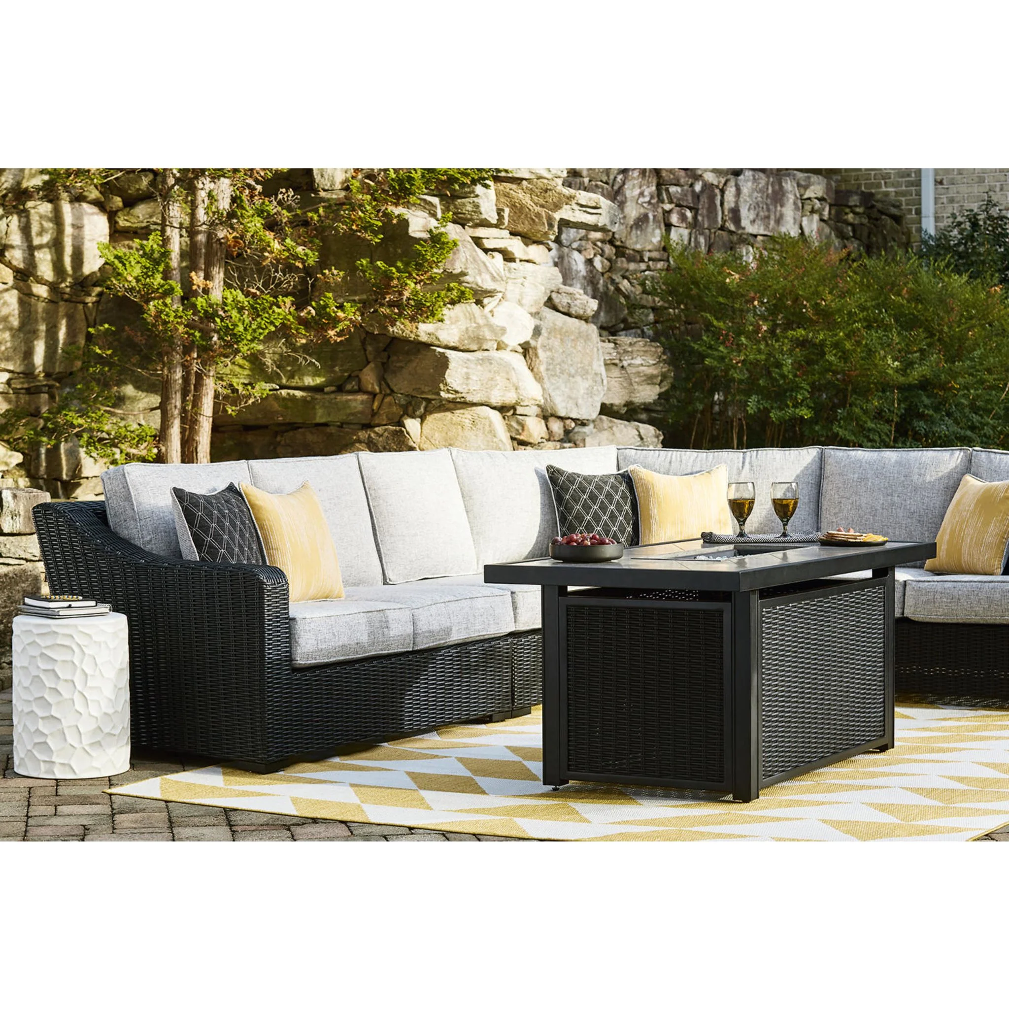 Beachcroft 4 Piece Outdoor Modular Sectional - Image 14