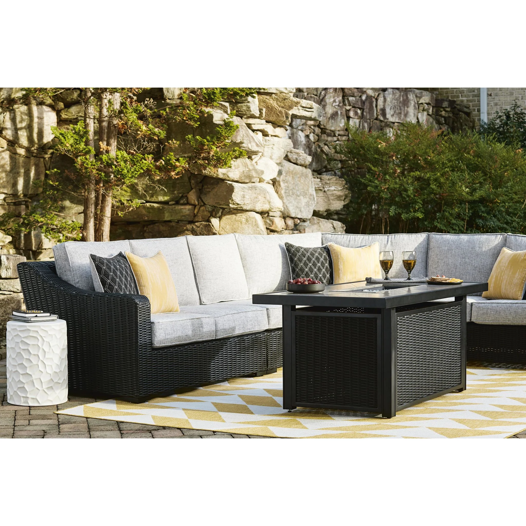 Beachcroft 4 Piece Outdoor Modular Sectional - Image 27