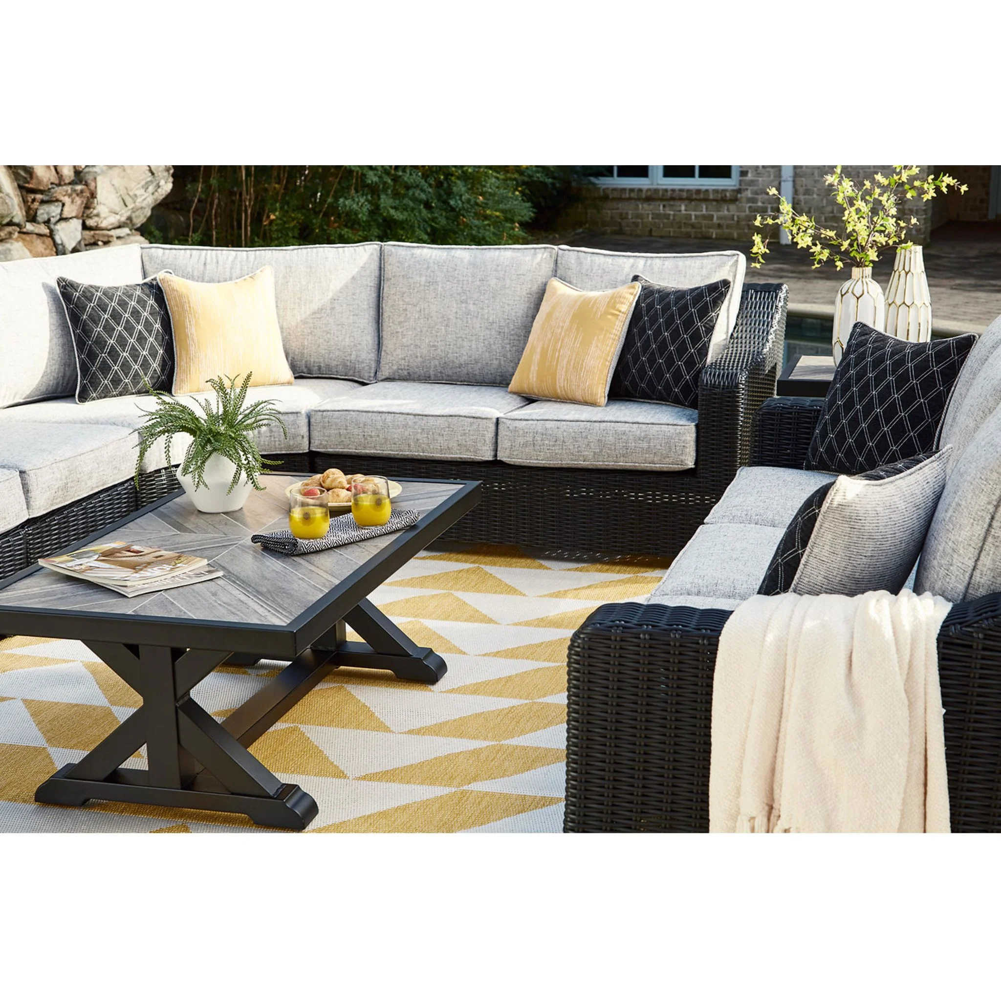 Beachcroft 4 Piece Outdoor Modular Sectional - Image 7