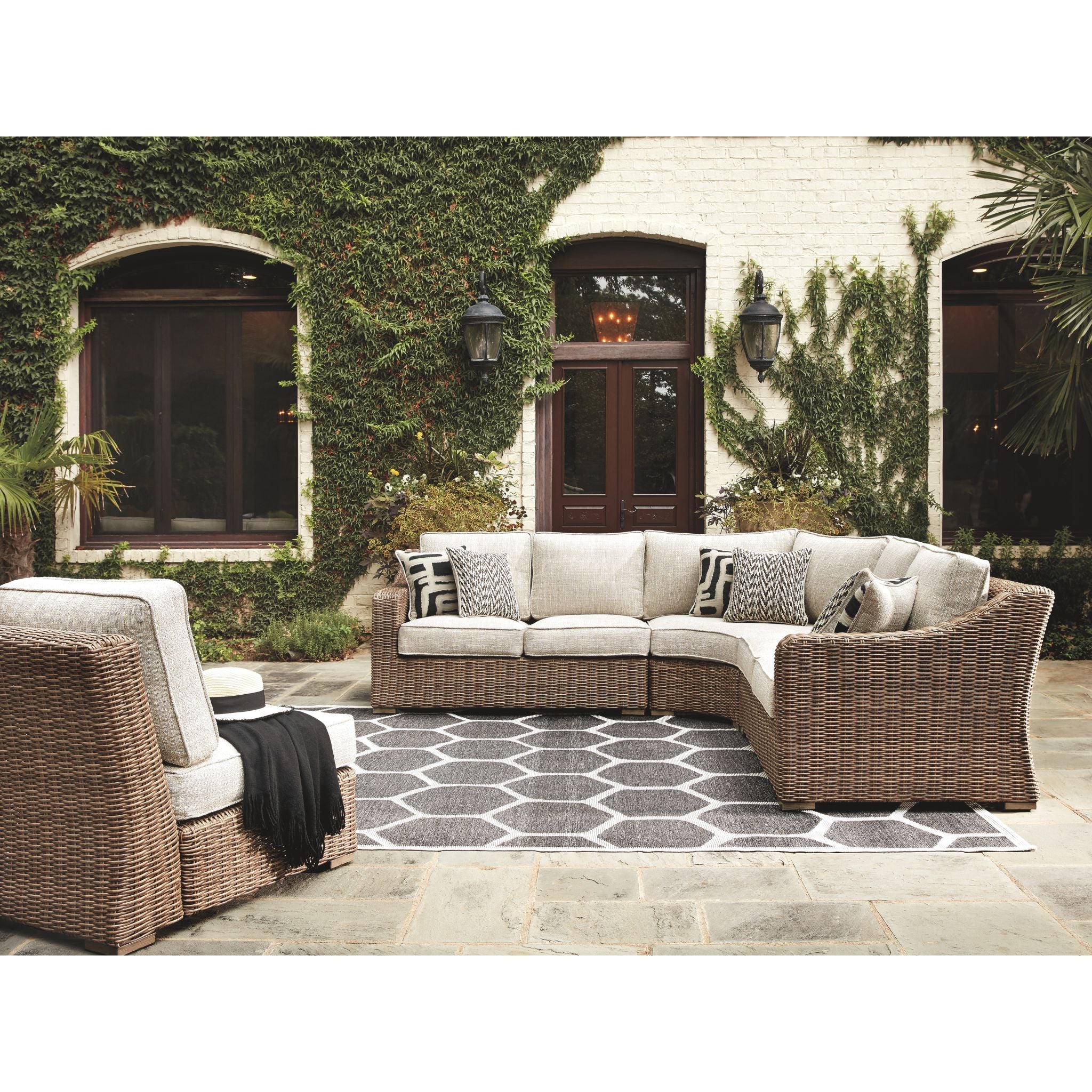 Beachcroft 5 Piece Outdoor Modular Sectional - Image 2