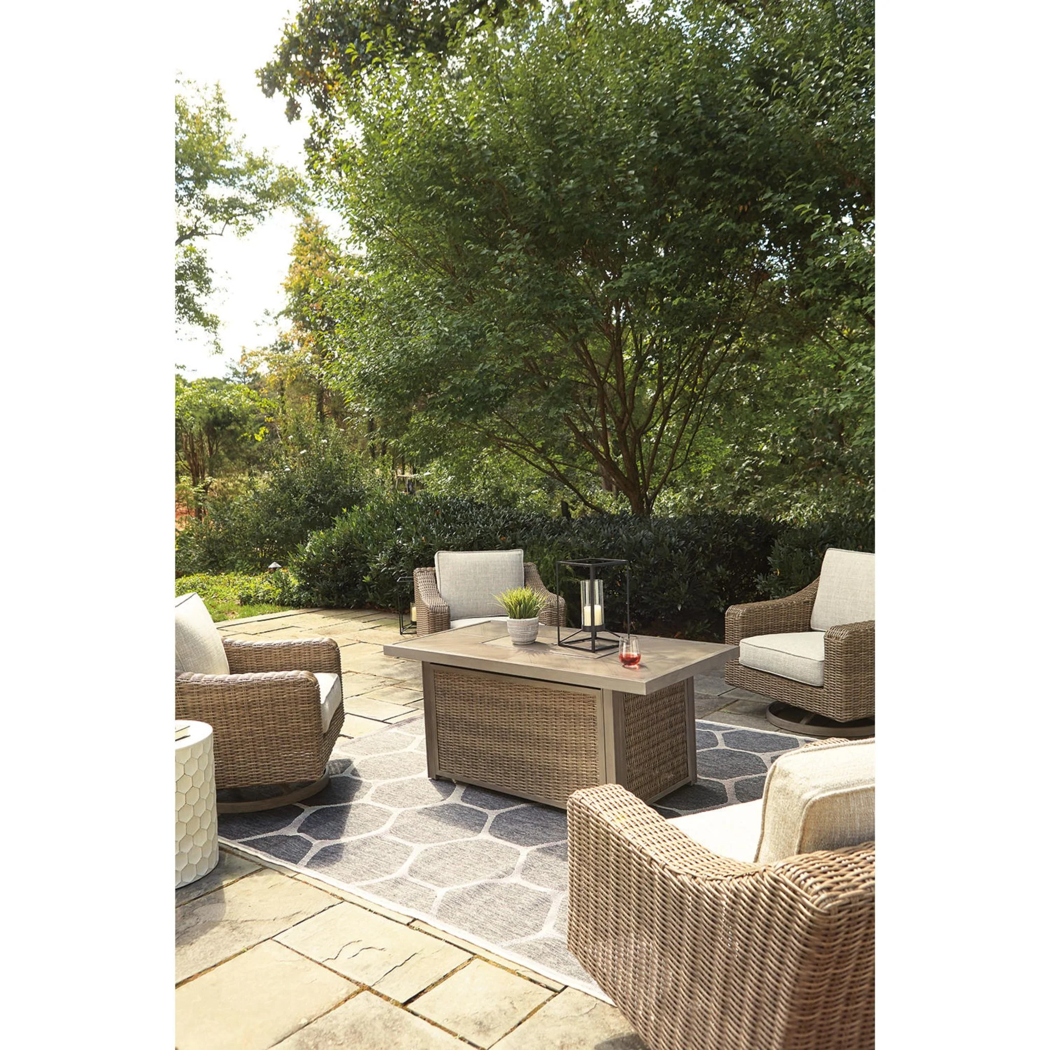 Beachcroft 5 Piece Outdoor Seating - Image 8